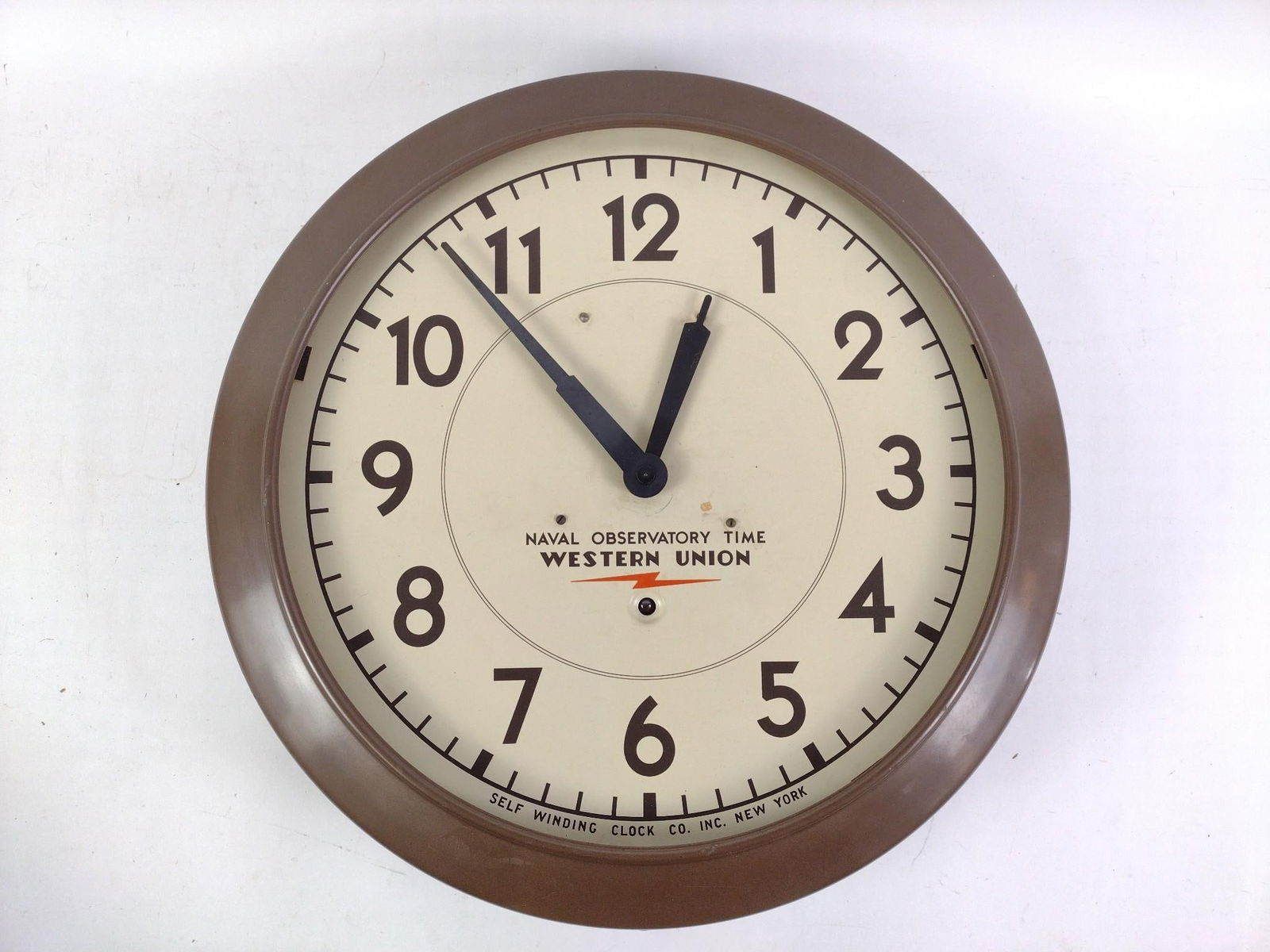 Western Union Naval Round Gallery Clock (1 of 2)