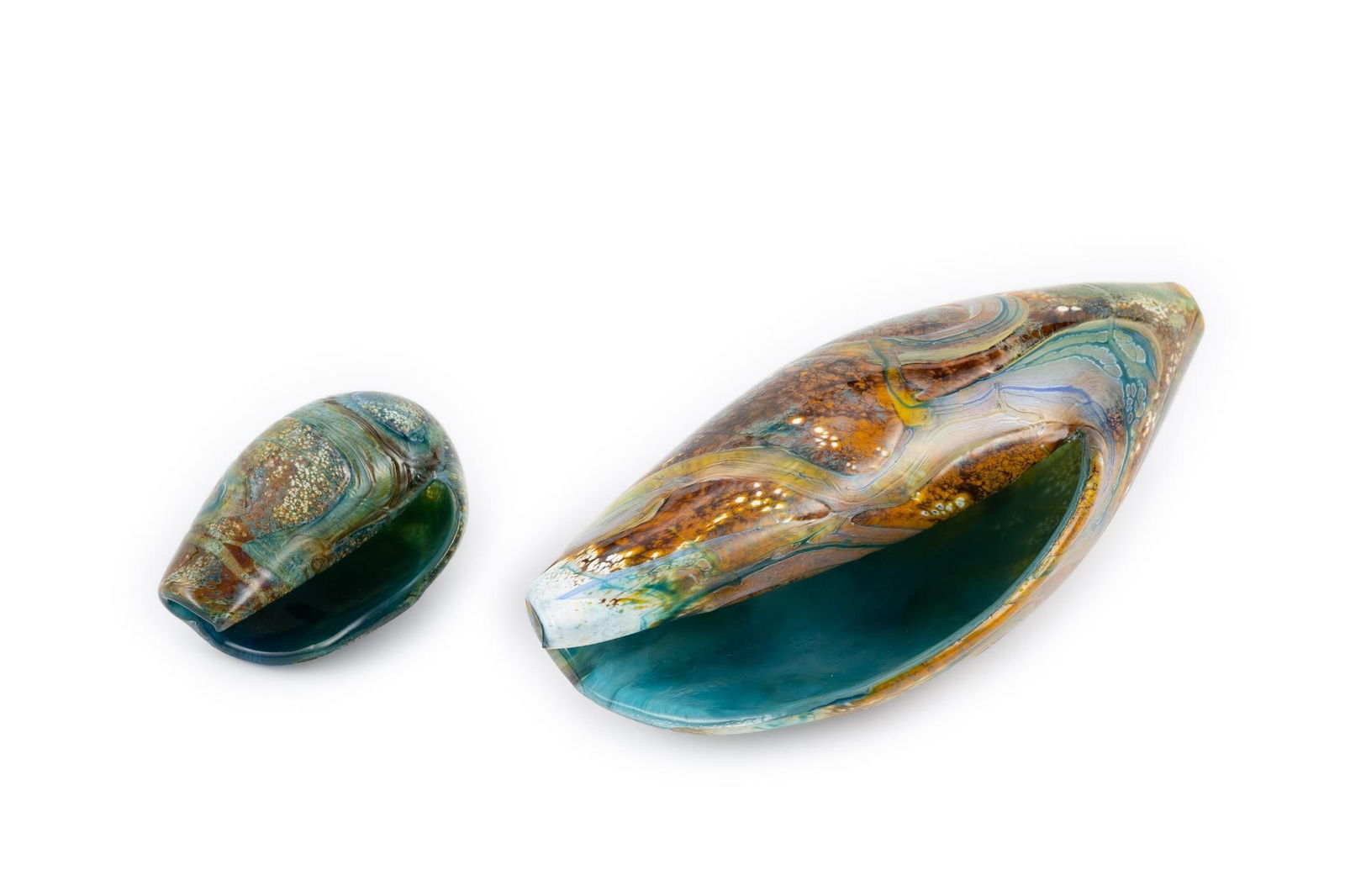 2 Hal David Berger Art Glass Shells (1 of 3)