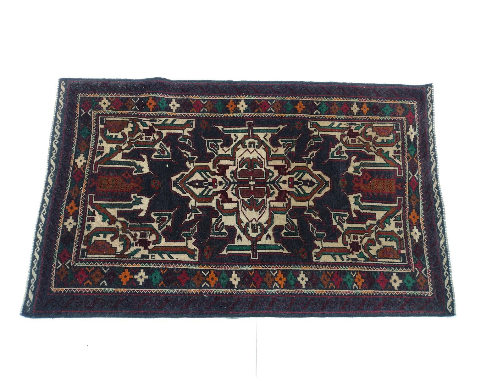 Persian Style Scatter Rug with Center Medallion (1 of 4)