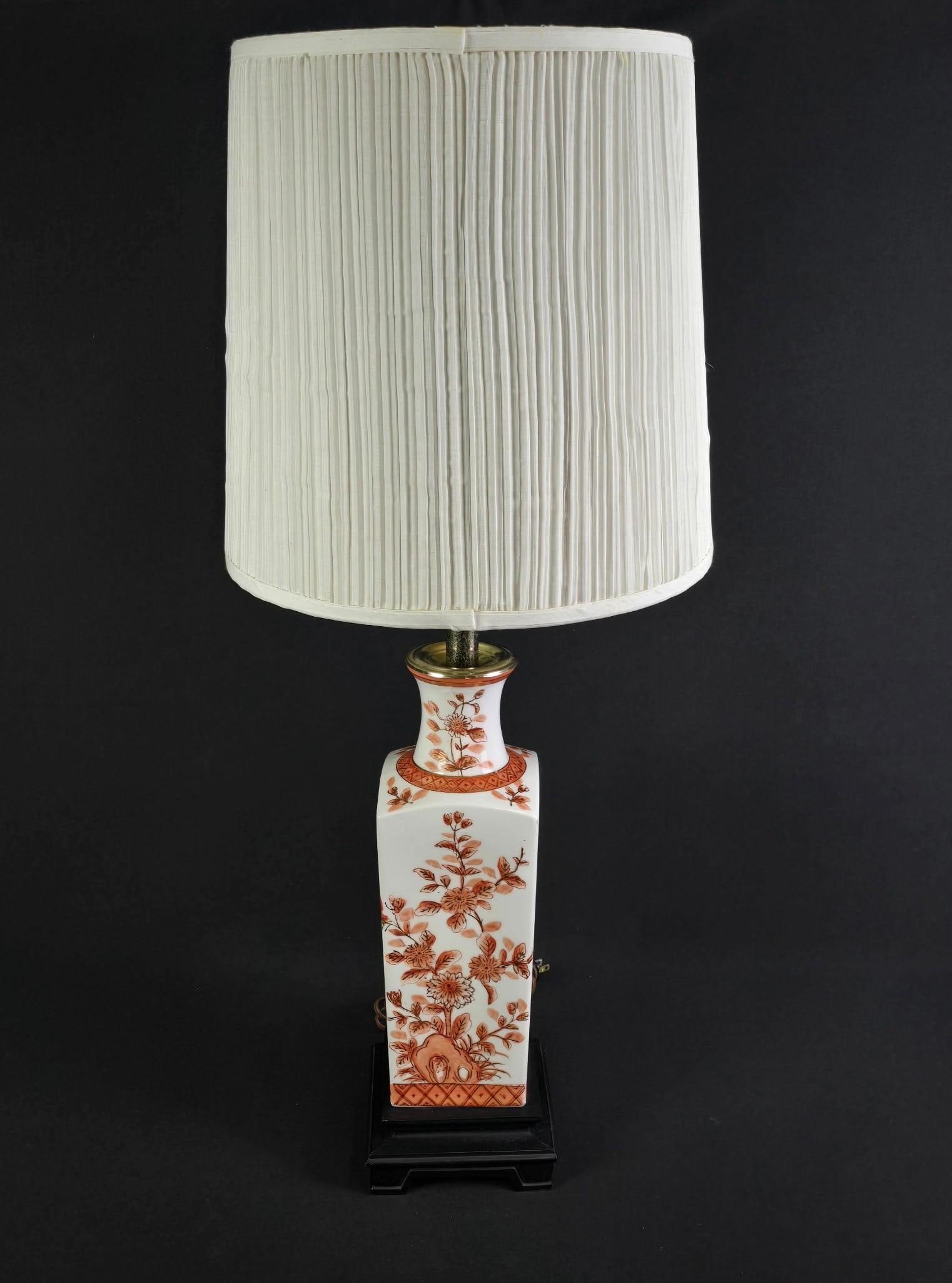 Asian Style Table Lamp (1 of 2)