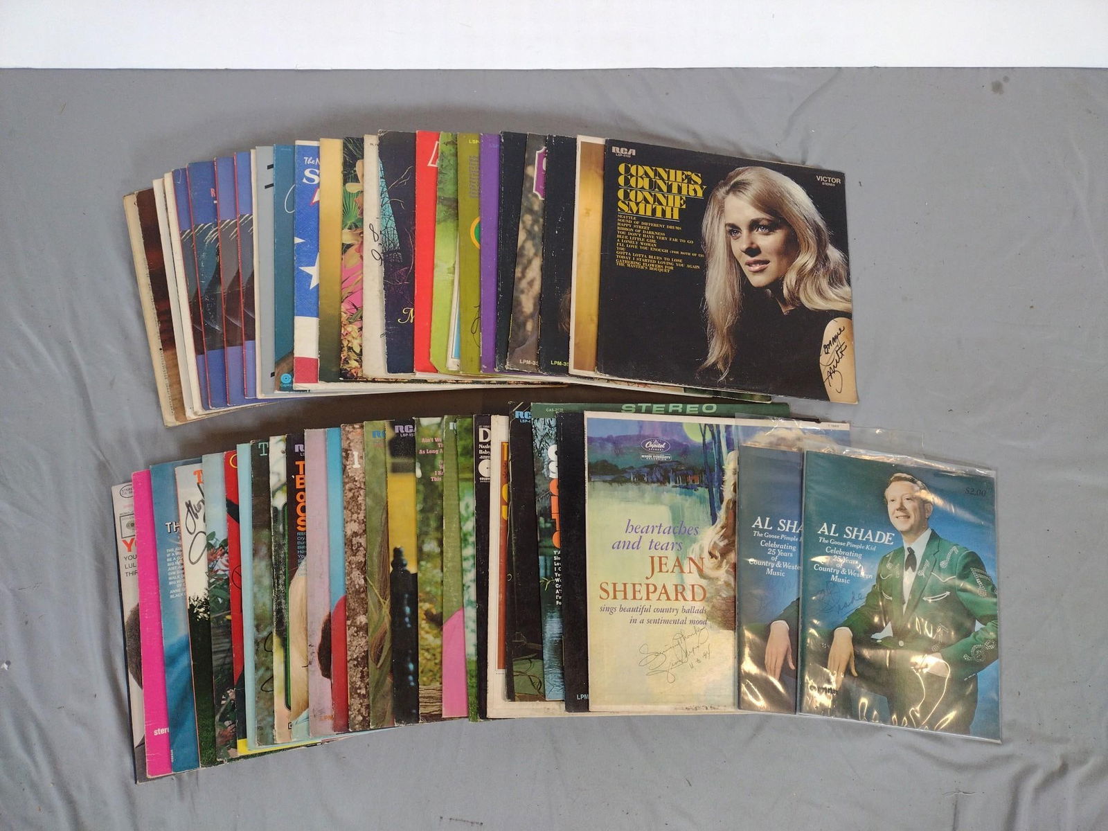 Lot Of Signed Records Incl Connie Smith (1 of 3)
