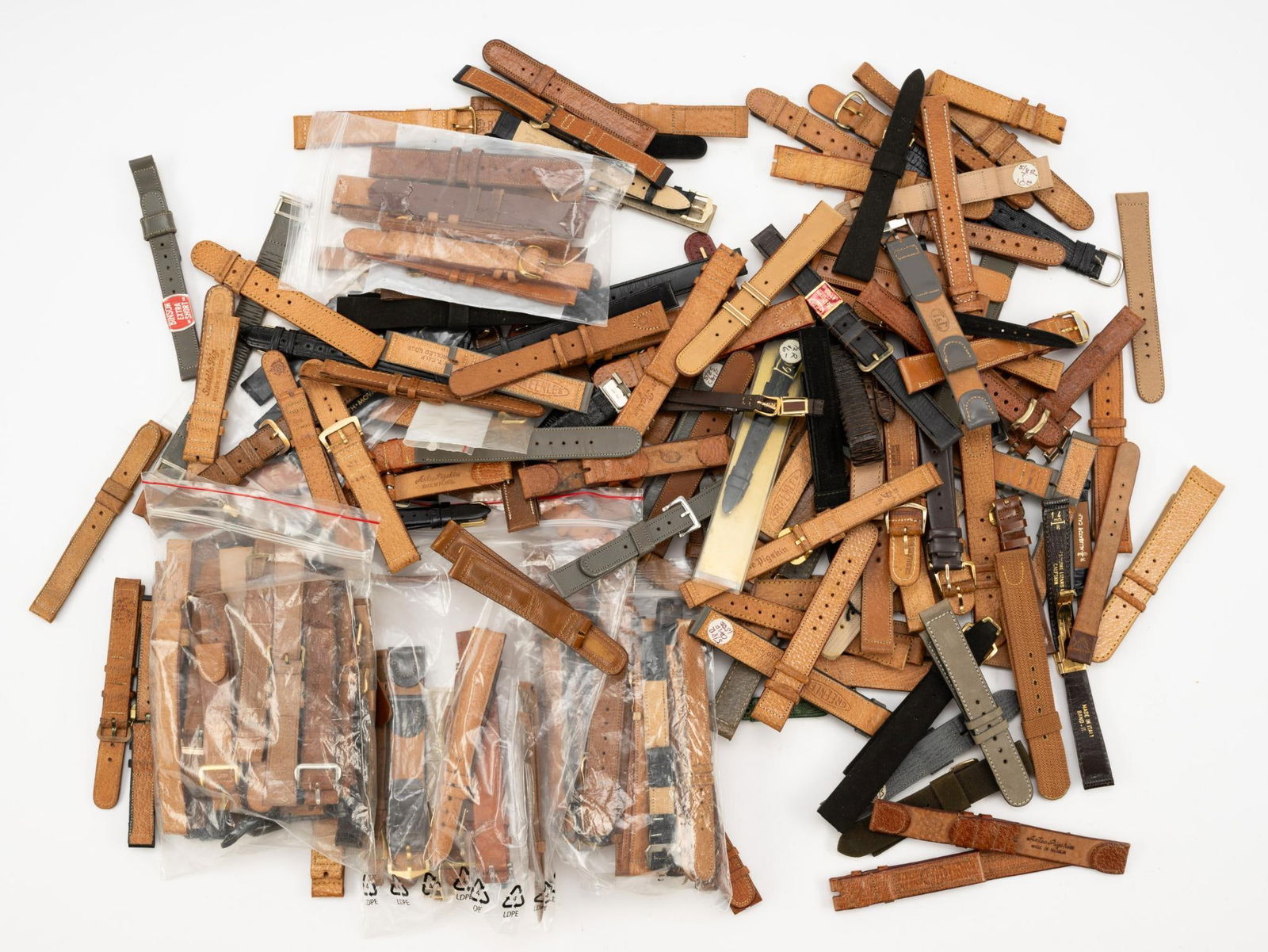 Large Lot Of Leather And Pigskin Watch Bands (1 of 5)