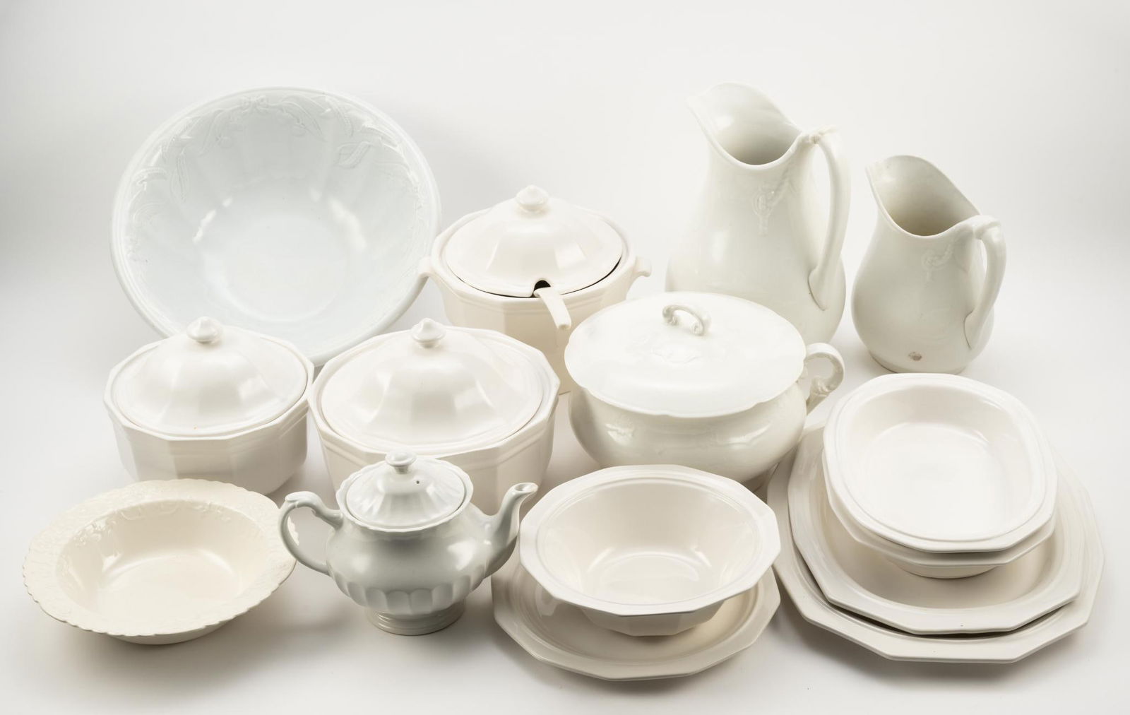 15 Pcs White Ceramics (1 of 13)