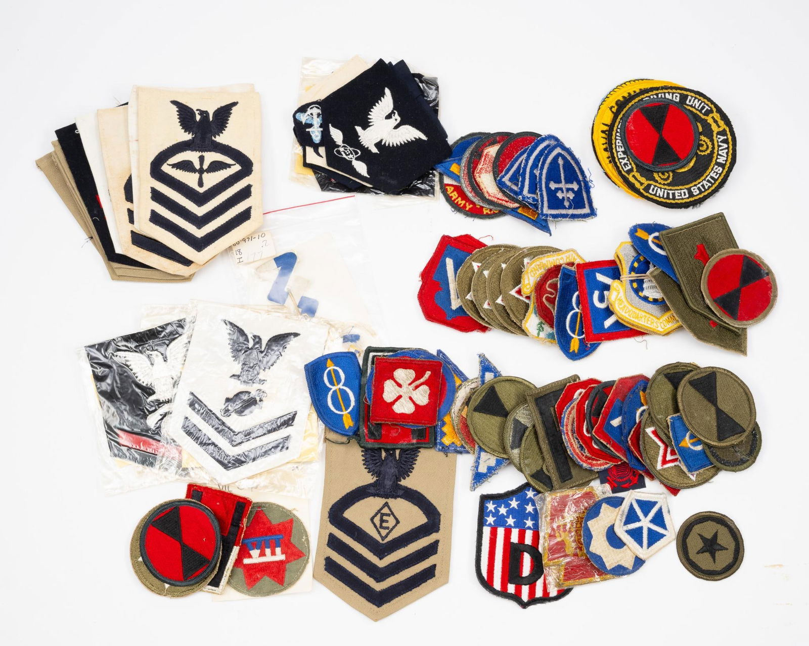 90 Military Patches & South Vietnamese Medal (1 of 5)