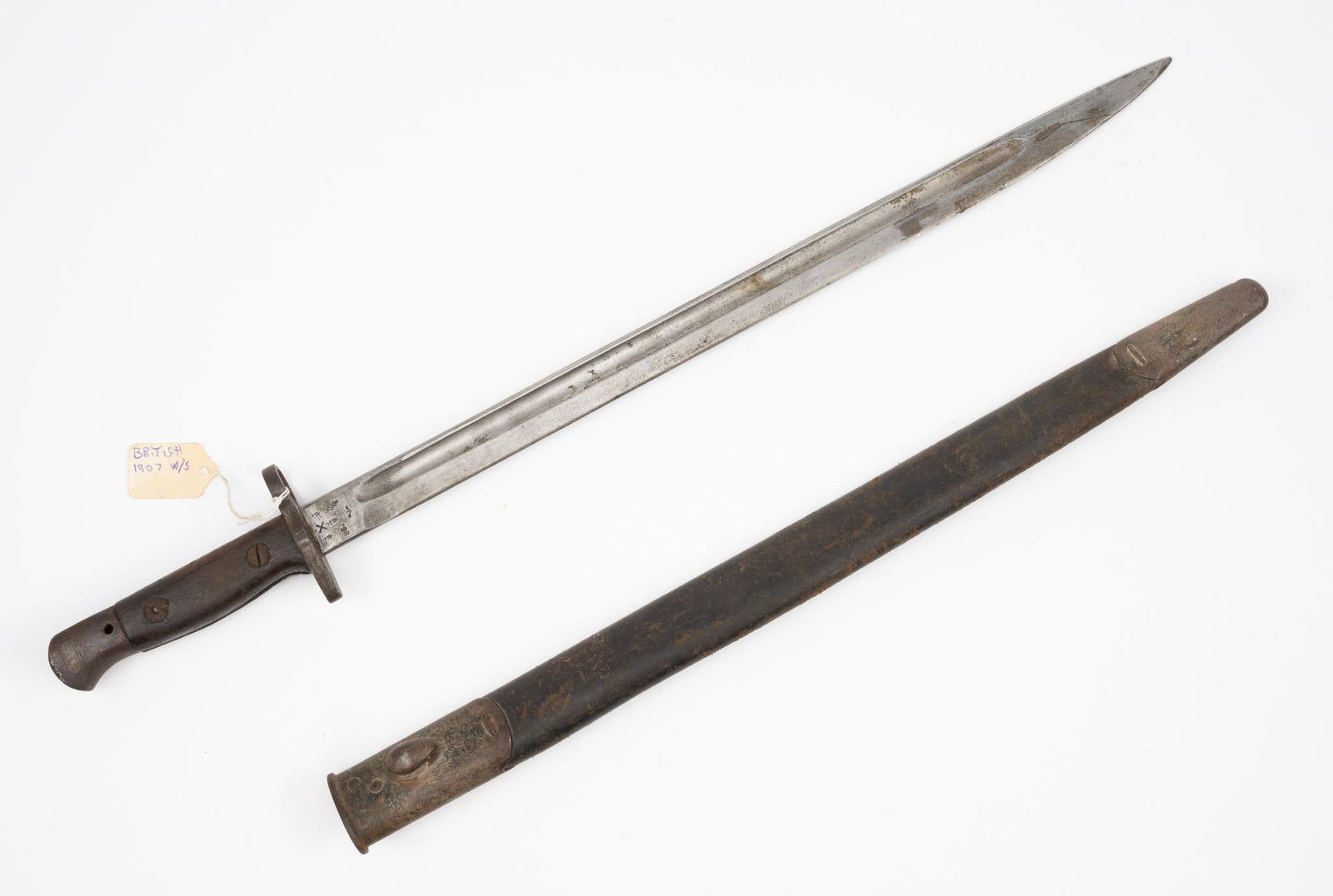 British 1907 Bayonet (1 of 3)