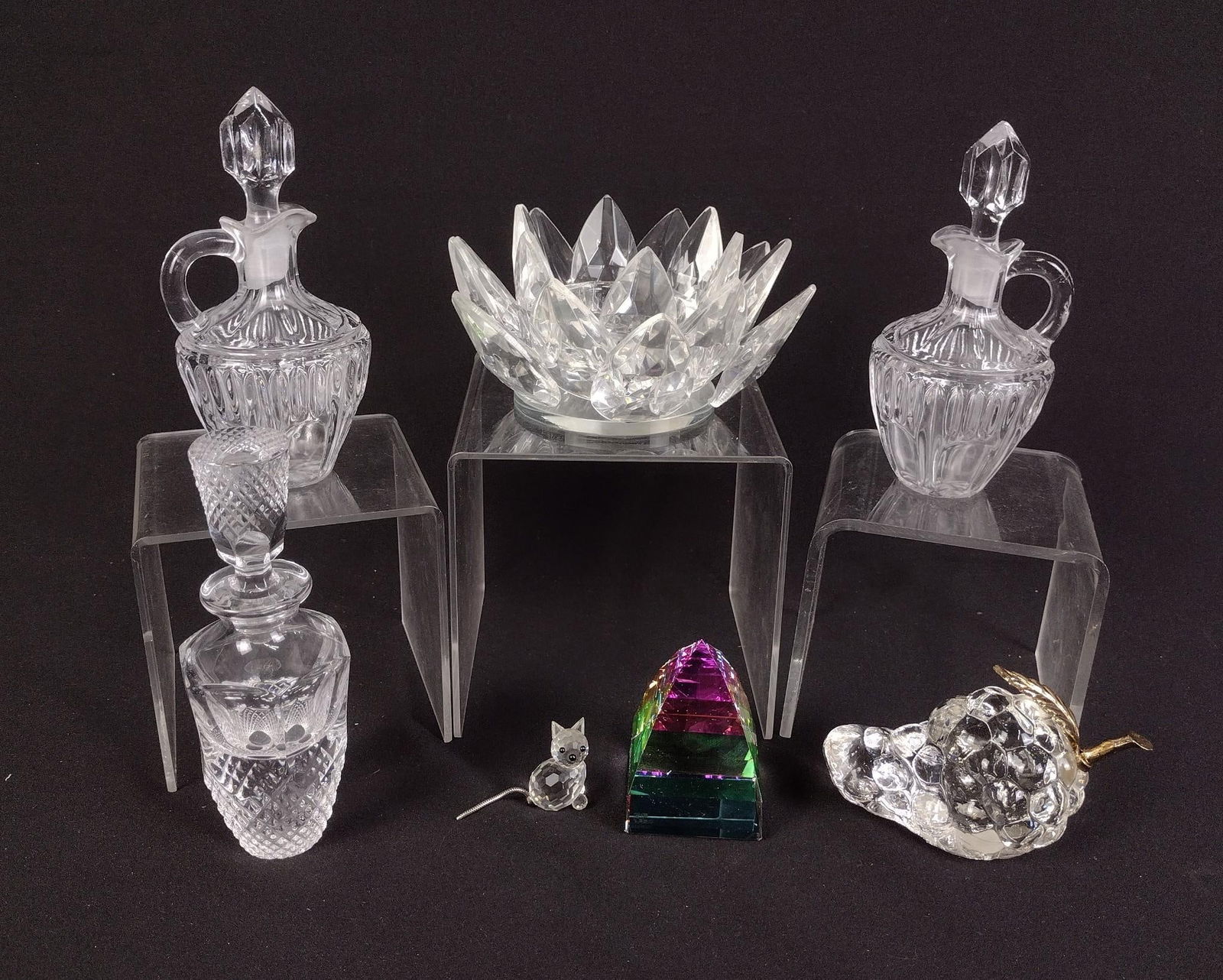 7 Glass Decorative Pcs (1 of 6)