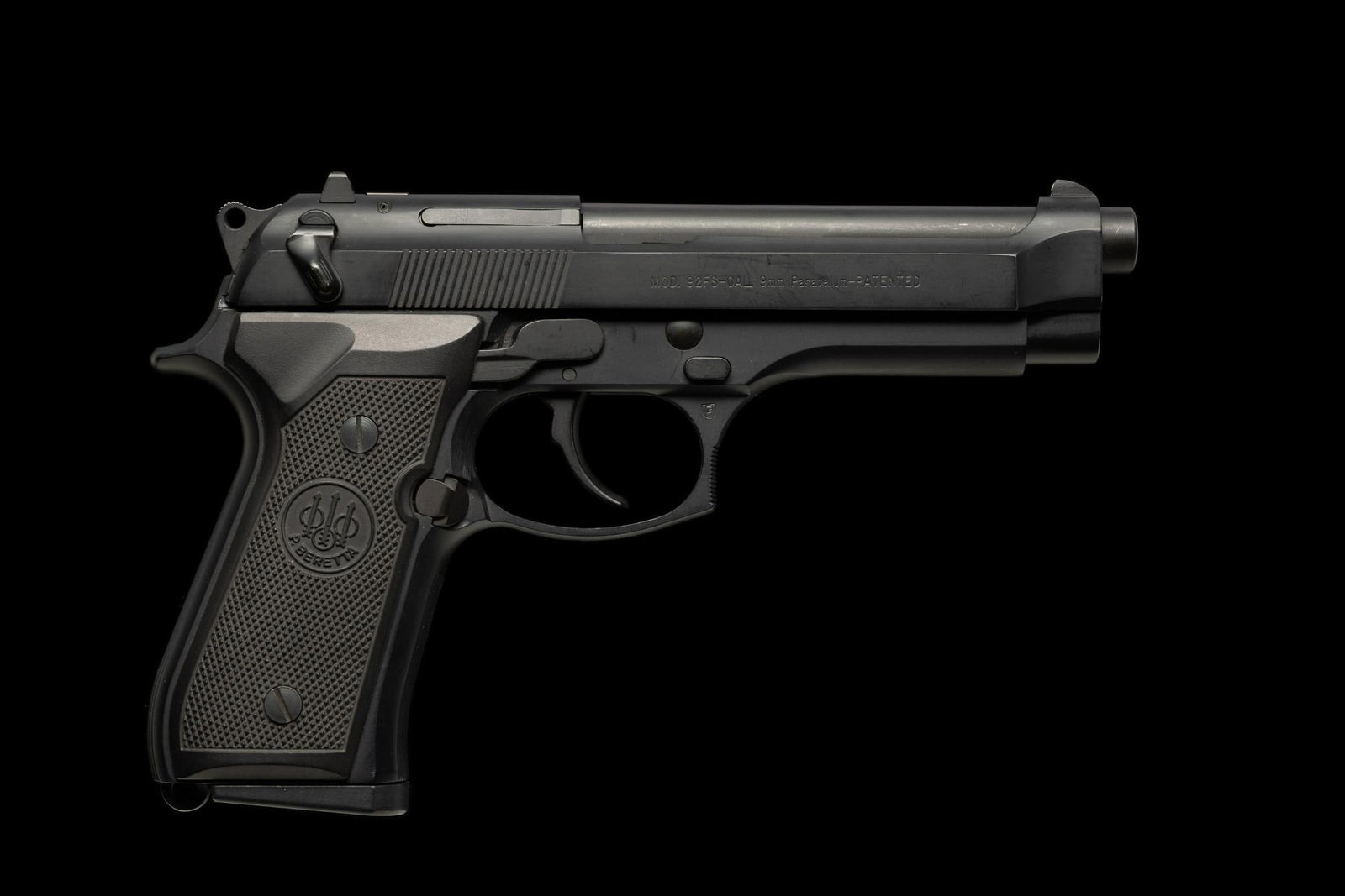 Beretta Model 92FS Semi Auto Pistol, Caliber 9mm Luger: Serial Number: BER183425Z Design: The Beretta Model 92FS semi automatic pistol is a full-size handgun primarily designed for military and police use. This double action/single action platform equipped