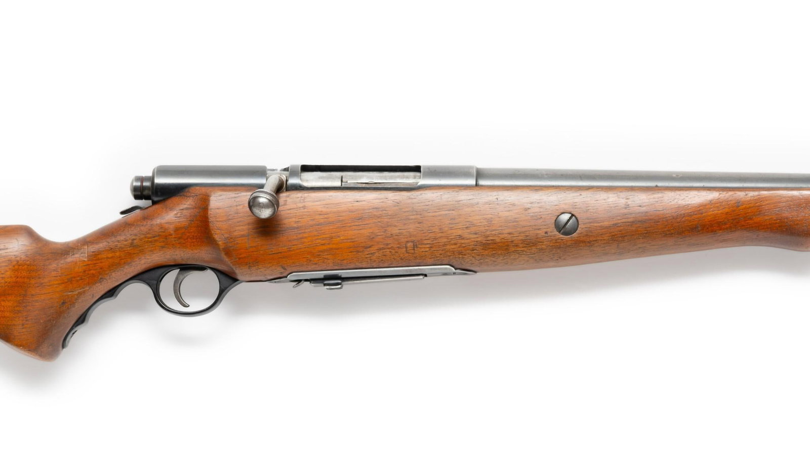 Mossberg Model 190 Bolt Action Shotgun, 16 Gauge: Serial Number: NSN Design: This Mossberg Model 190 bolt action shotgun has a 24" barrel fitted with a Model 16 C-Lect variable choke. Chambered for 2 3/4" 16 gauge shells. Hardwood stock shows some mi