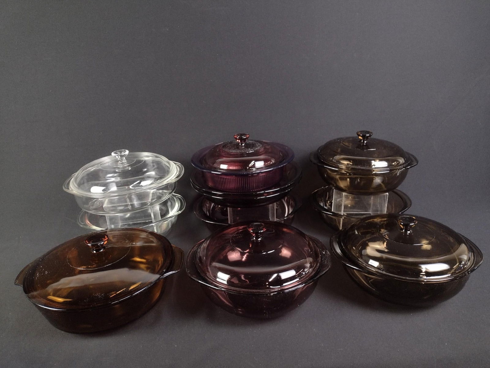 17 Pcs Purple and Brown Tinted Pyrex: Baking dishes / bowls: 1-1/2" to 3-1/4" high (does not include lid).