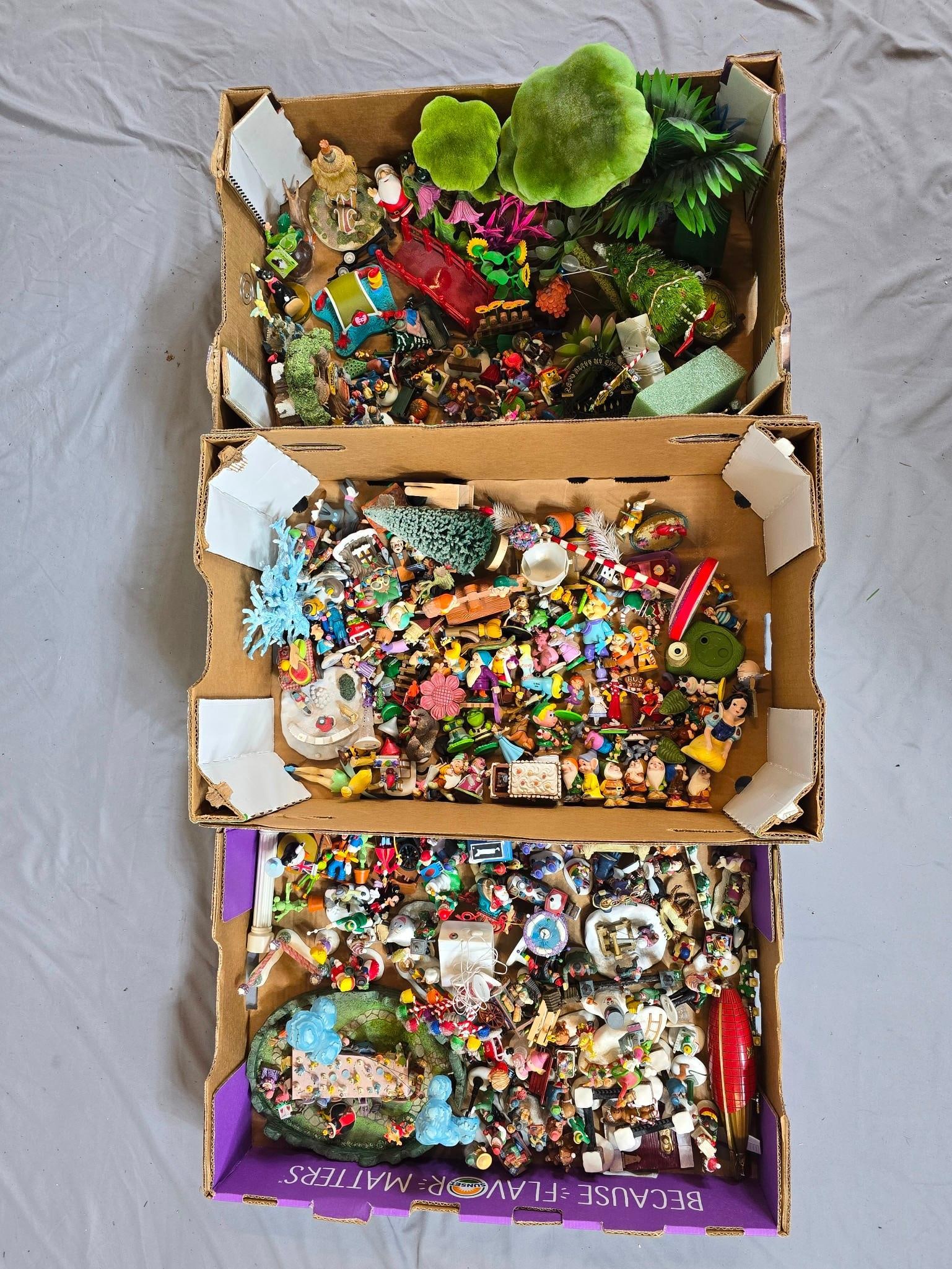 Large Grouping Disney Miniatures and Holiday Accessories (1 of 8)