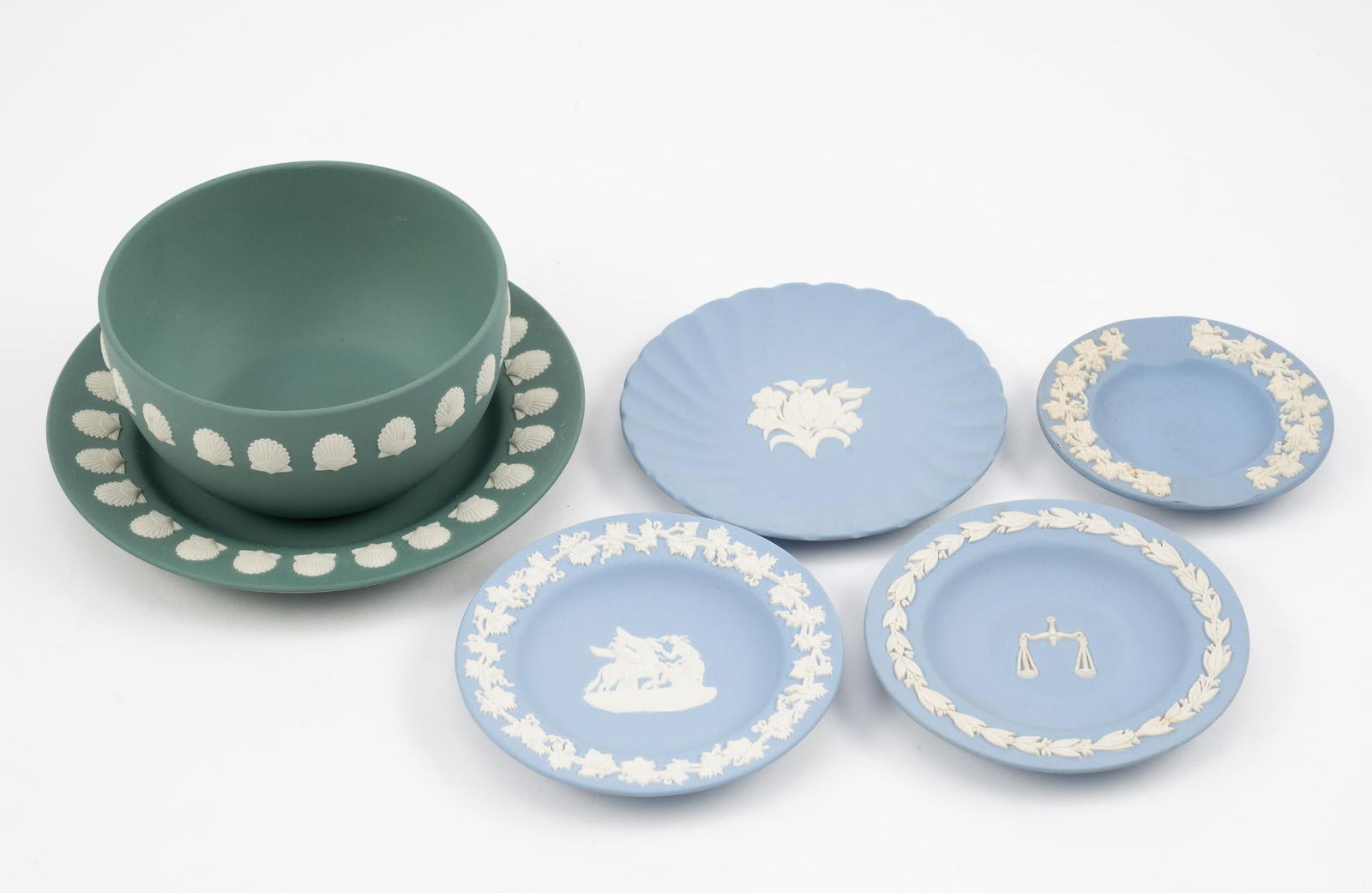 6 Pcs Wedgwood: 3" to 7" diameter.