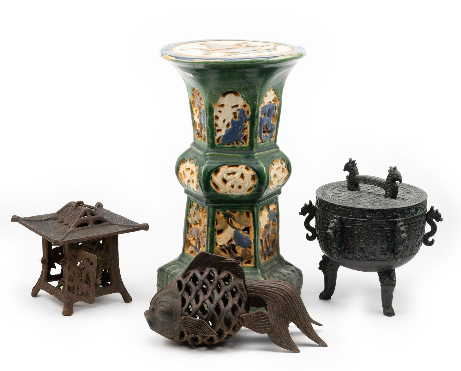 4 Decorative Pieces (1 of 8)