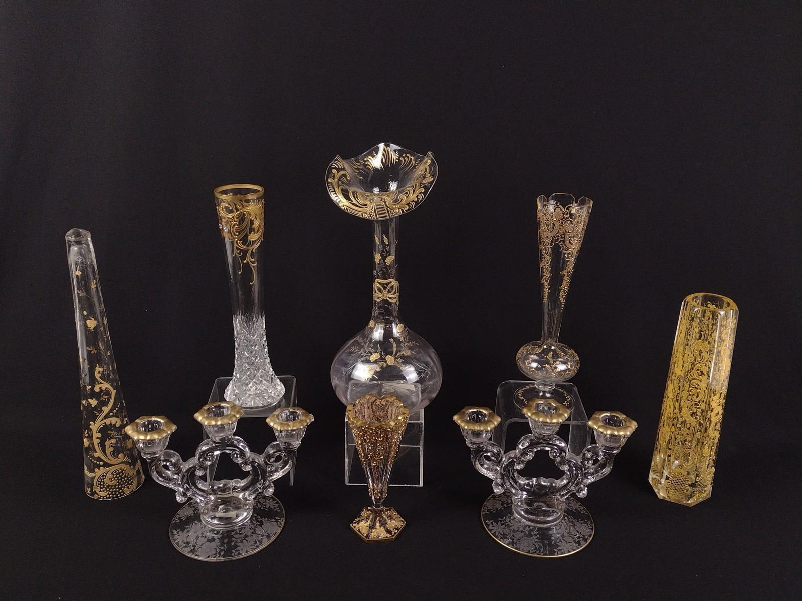 8 Pcs Gold Decorated Glassware (1 of 4)