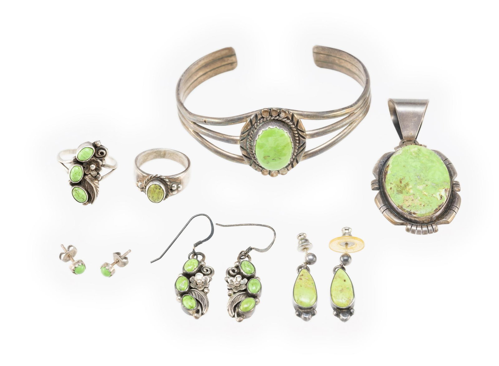 Sterling Silver Earrings, Rings, Pendant And Bracelet Gaspeite (1 of 7)