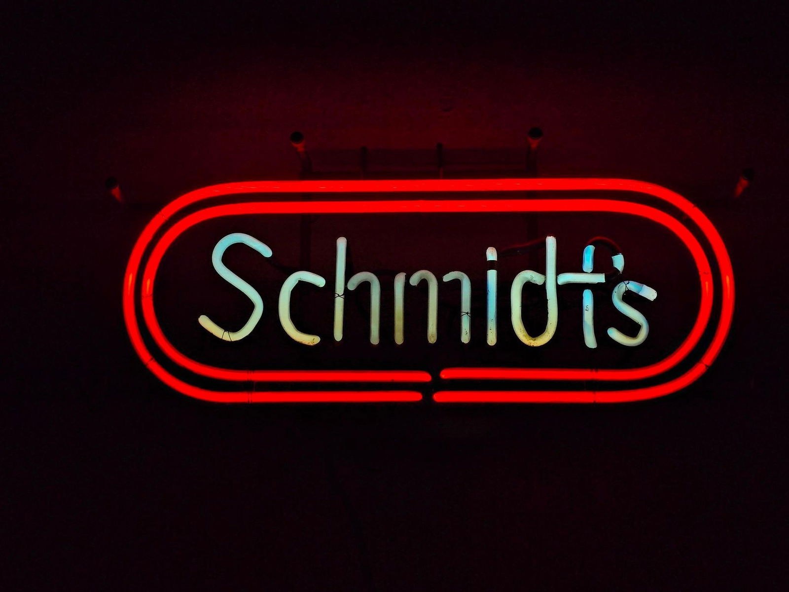 Schmidt's Neon Sign (1 of 3)