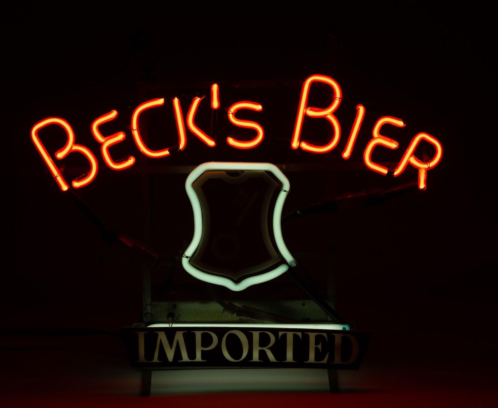 Beck's Bier Imported Neon Sign (1 of 3)