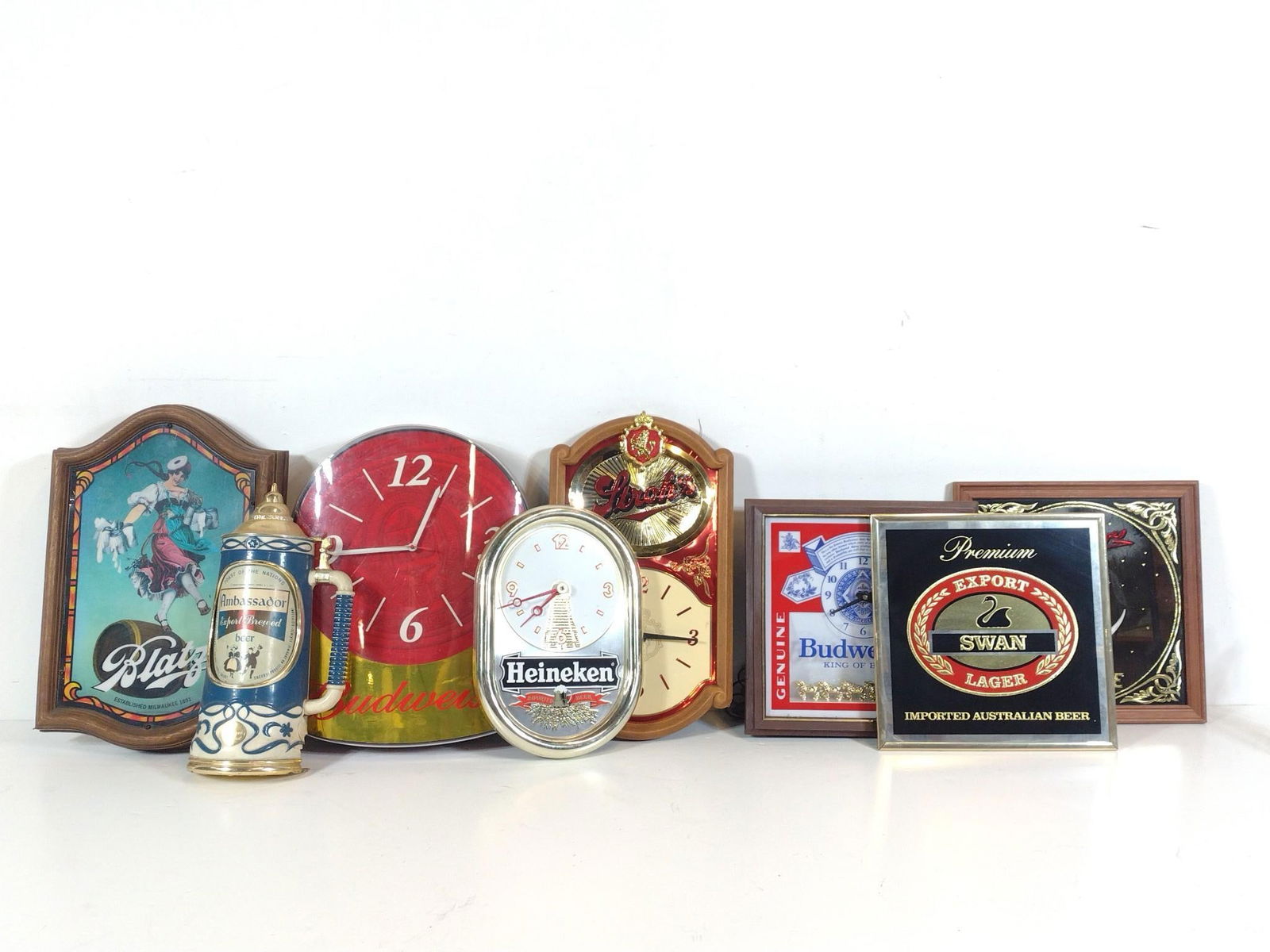 8 Pcs Beer Advertising incl Blatz (1 of 5)