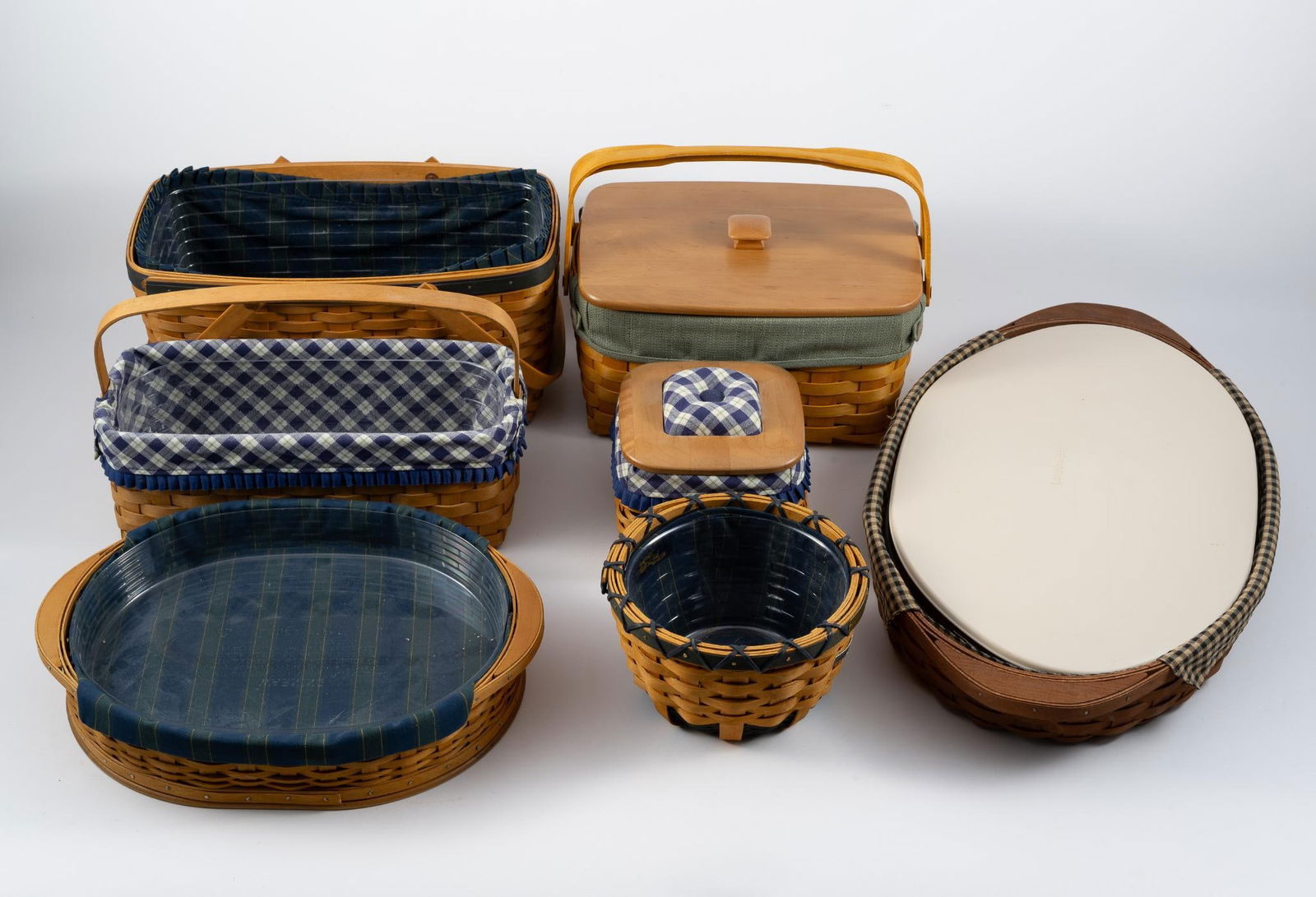 7 Longaberger Baskets, Most Signed (1 of 6)