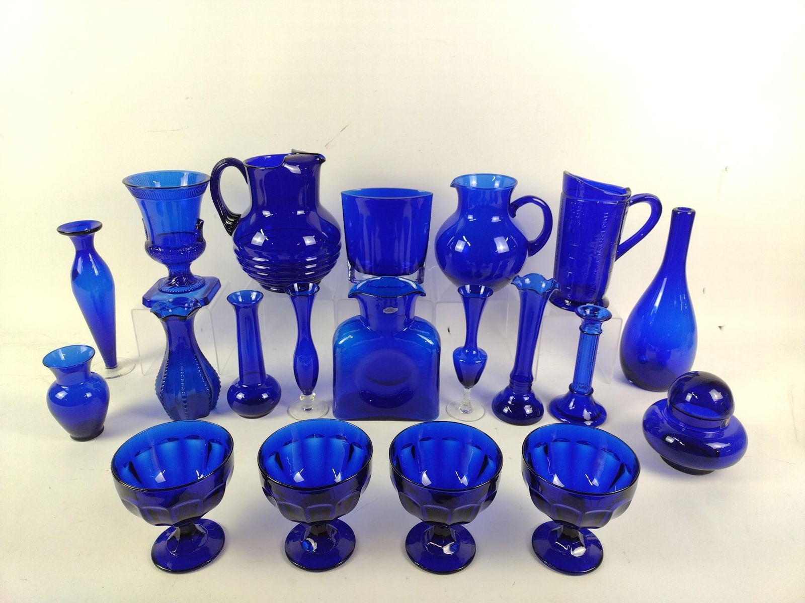 20 Pcs Blue Glassware (1 of 6)
