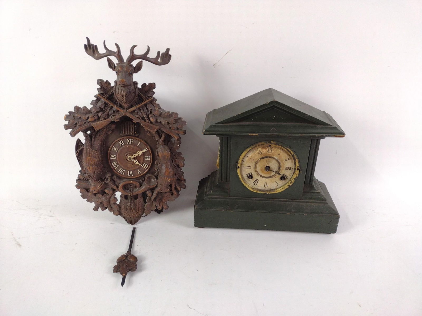 Cuckoo Clock & Mantle Clock (1 of 7)