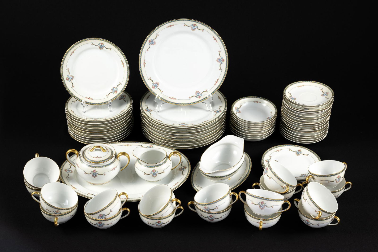 76 Pcs Noritake Laureate China: Some pieces have chips on them. Dinner plate is 10" in diameter and serving plate is 14" long.