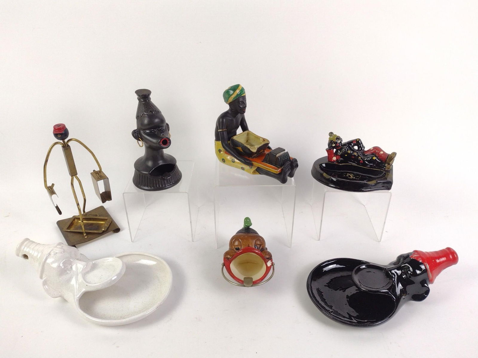 7 Black Americana Ashtrays incl Bell Hop (1 of 7)
