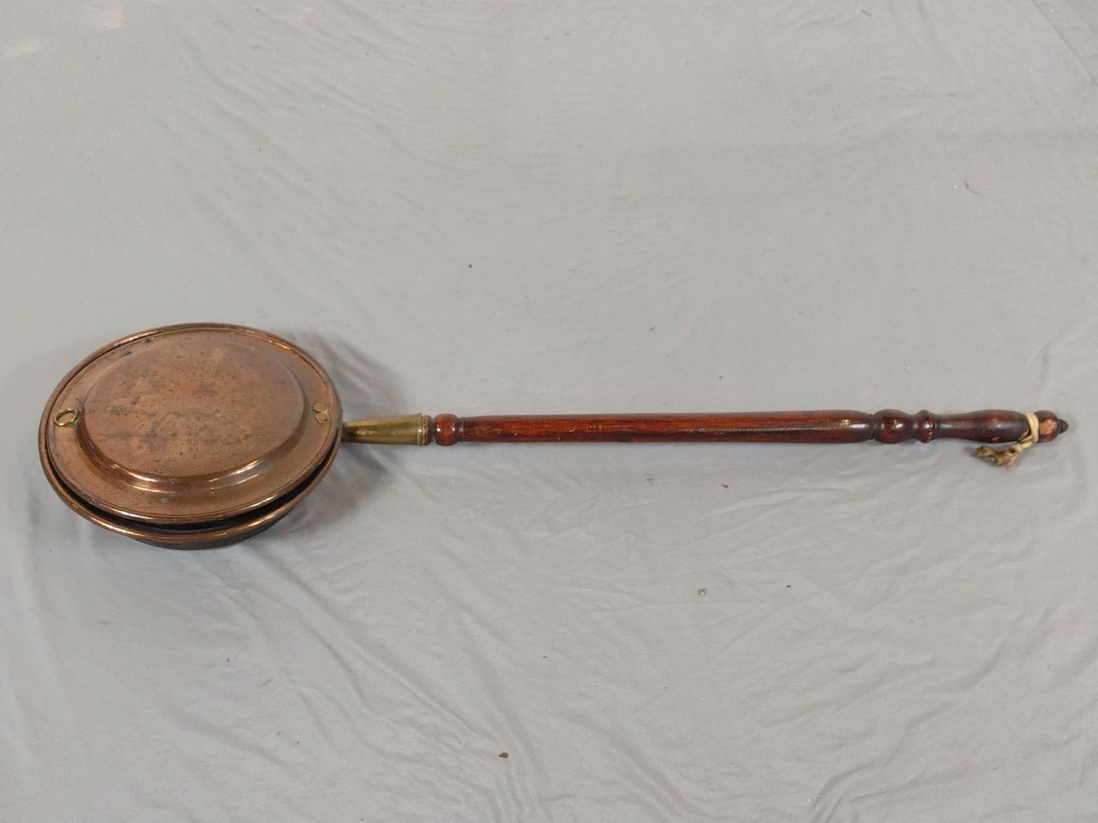Copper Bed Warming Pan (1 of 4)