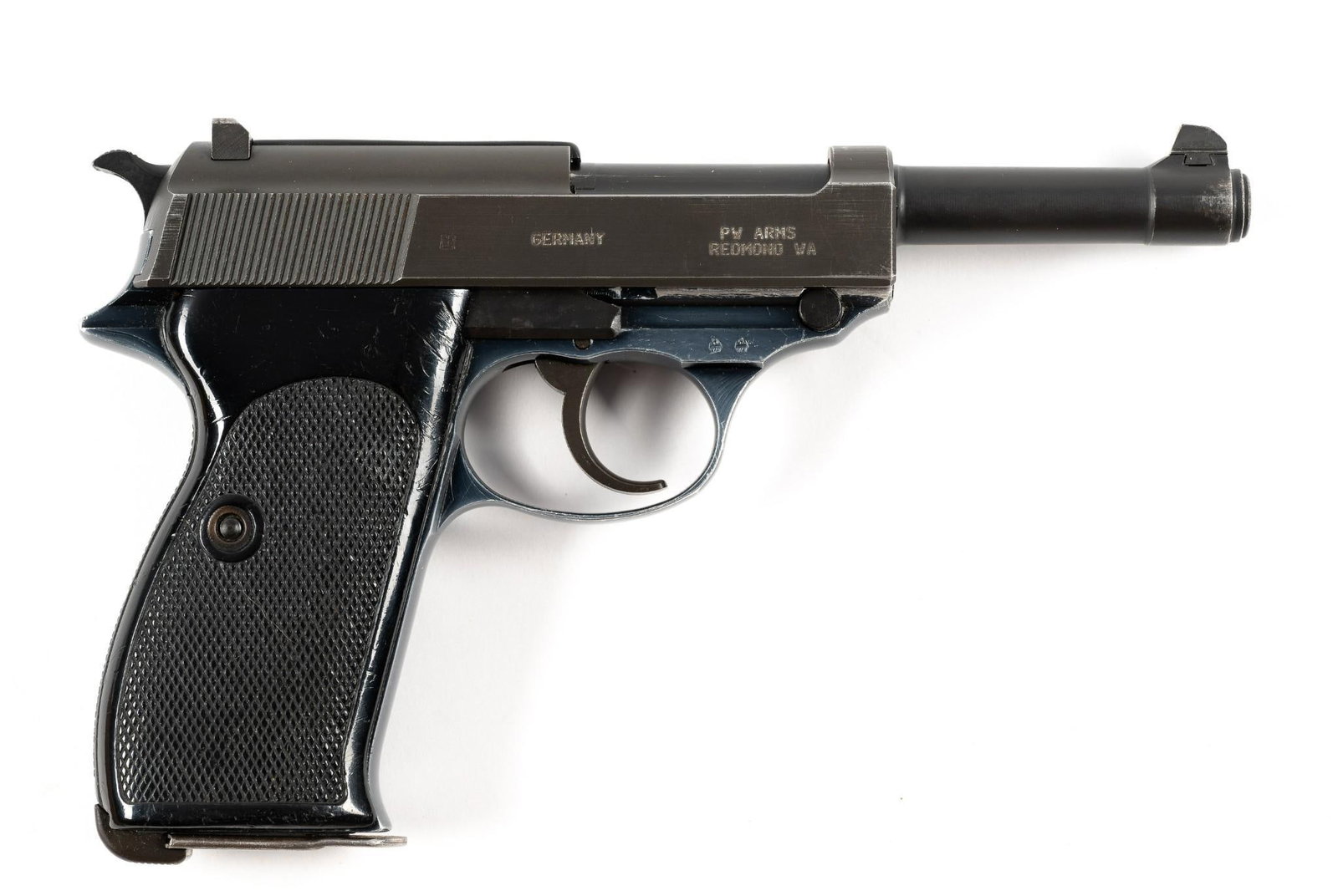 Walther P1 9 MM Pistol: Walther P1 P38 pistol manufactured 11/79 (1979). with holster and extra magazine. Serial number 007268. The gun is in very good condition with wear to the high points. Not refinished. Inventory number