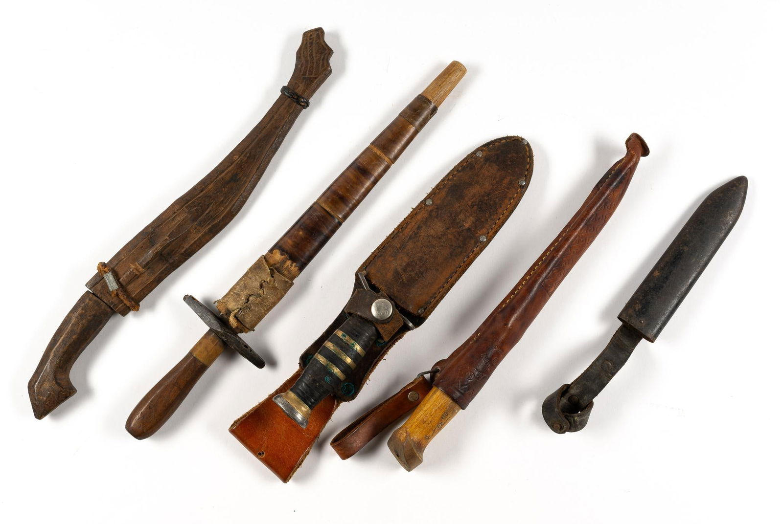 4 Knives with Sheaths & 1 Extra Sheath: Includes Tailbong dagger, J. Marttiini, and more. Overall 12-1/4" to 14-1/4" long.