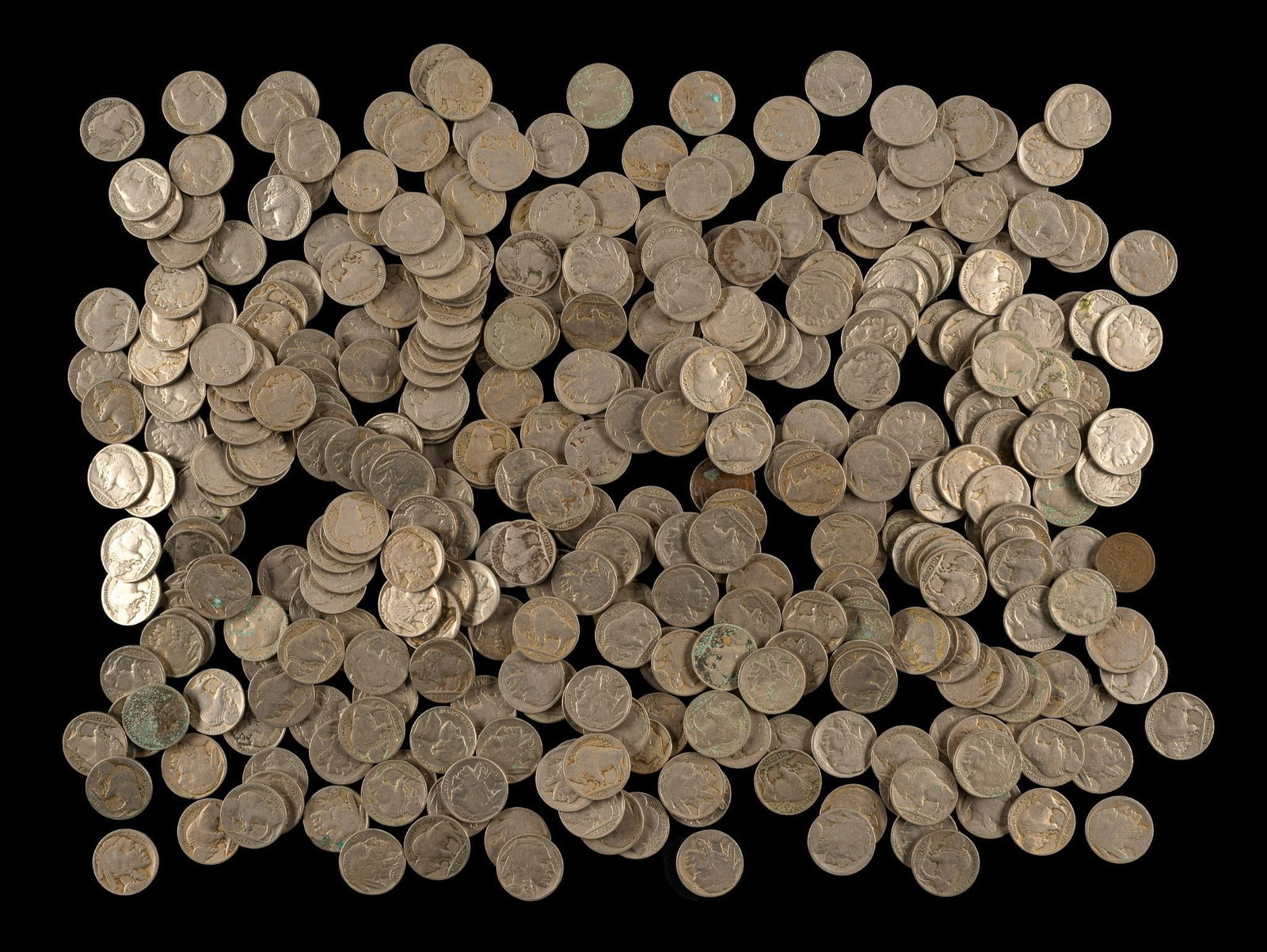 Buffalo Nickels: The lot includes non-dates due to wear. Total of approximately 360 buffalo nickels.