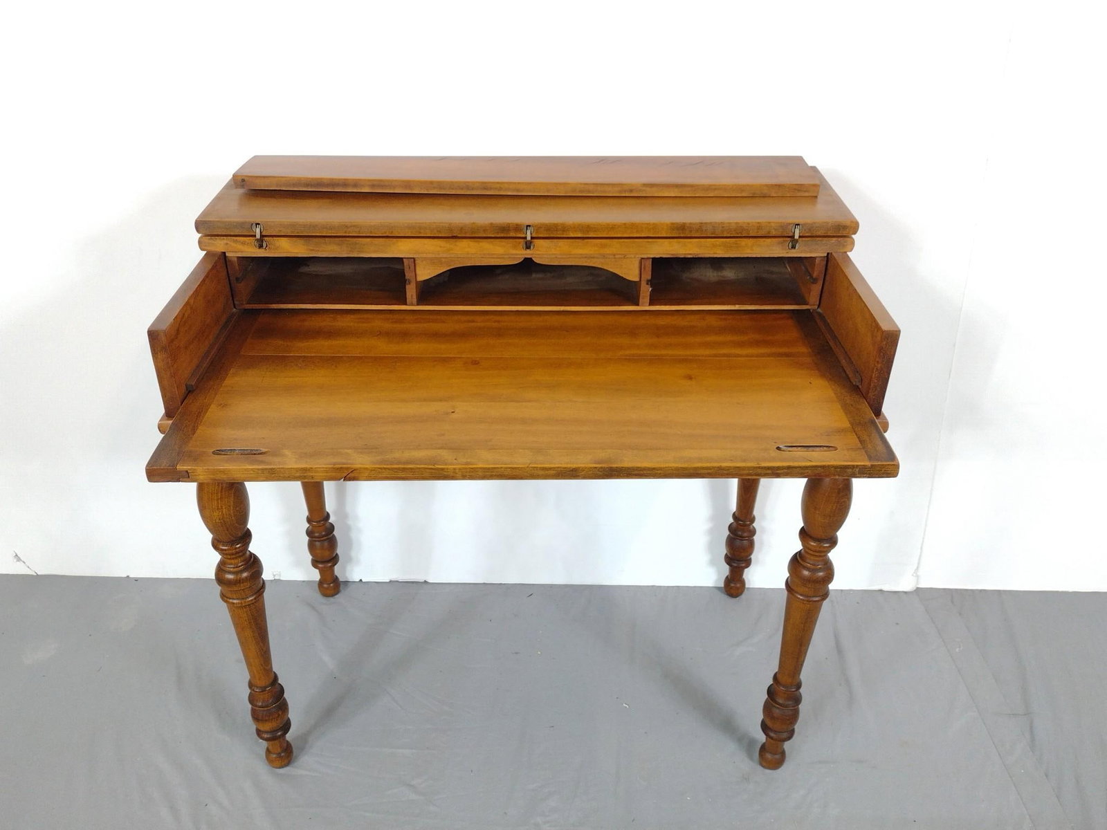 Lady's Writing Desk: NOT ELIGIBLE FOR IN-HOUSE SHIPPING: See Terms for Shipping Options. 32" wide X 17" deep X 30" high. Has a few light scratches.
