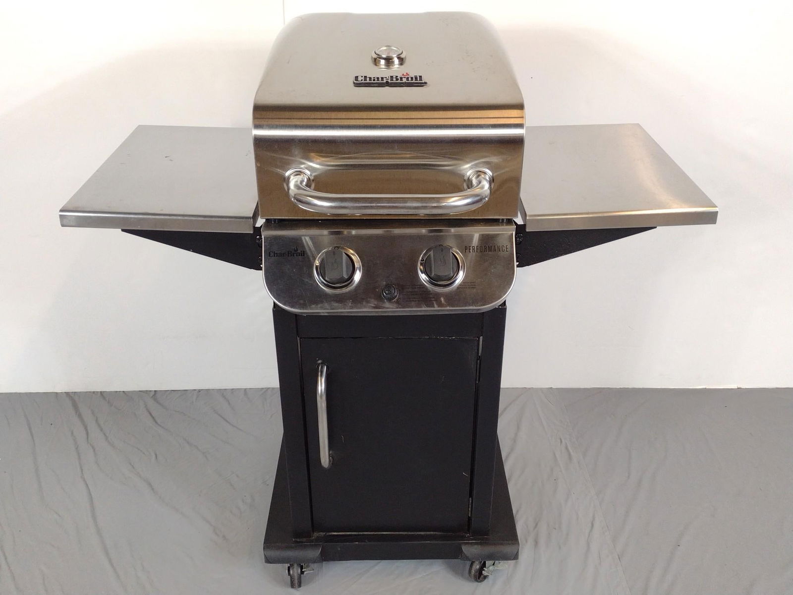 Char-Broil Performance Grill (1 of 6)
