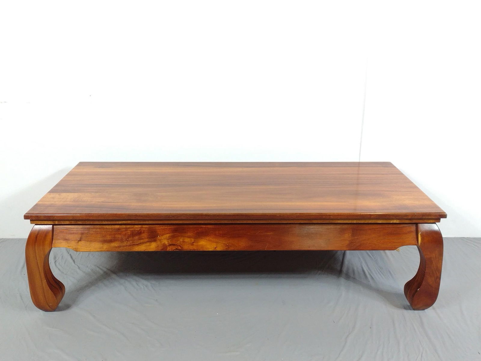 Modern Coffee Table (1 of 5)