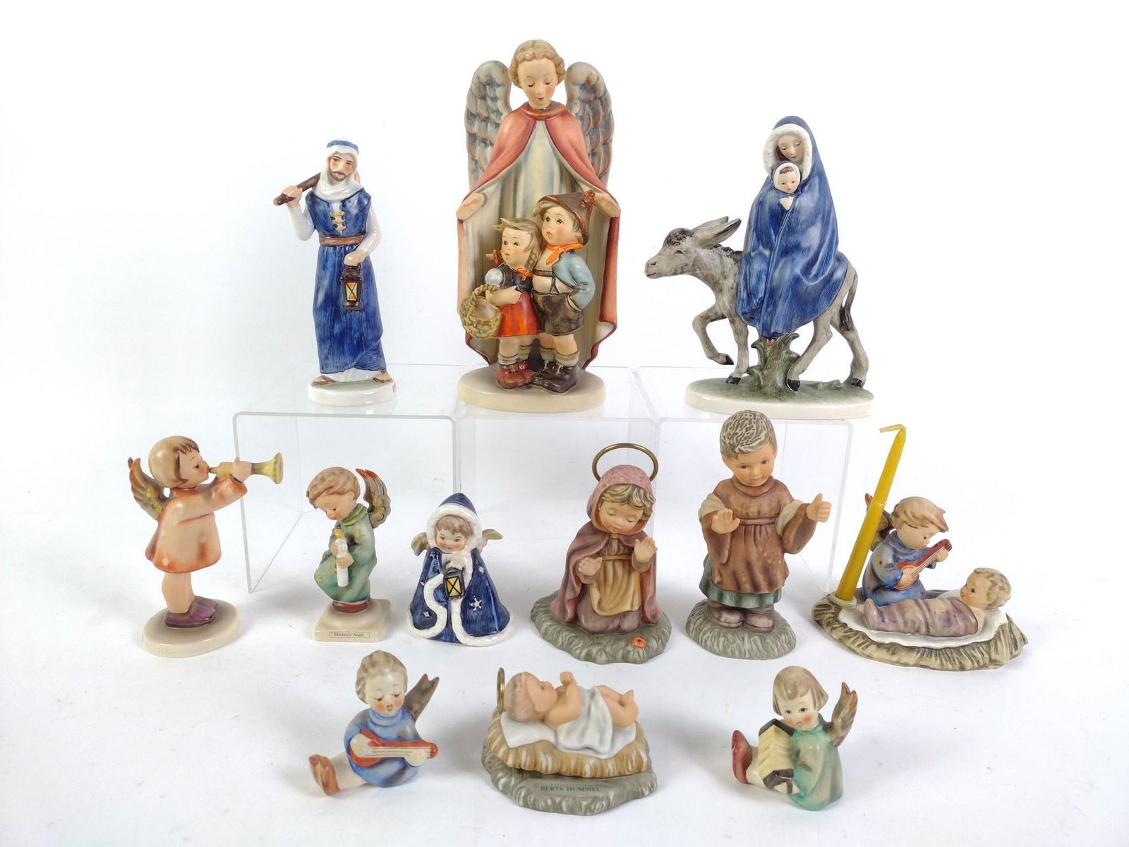 12 Hummel Figurines (1 of 9)