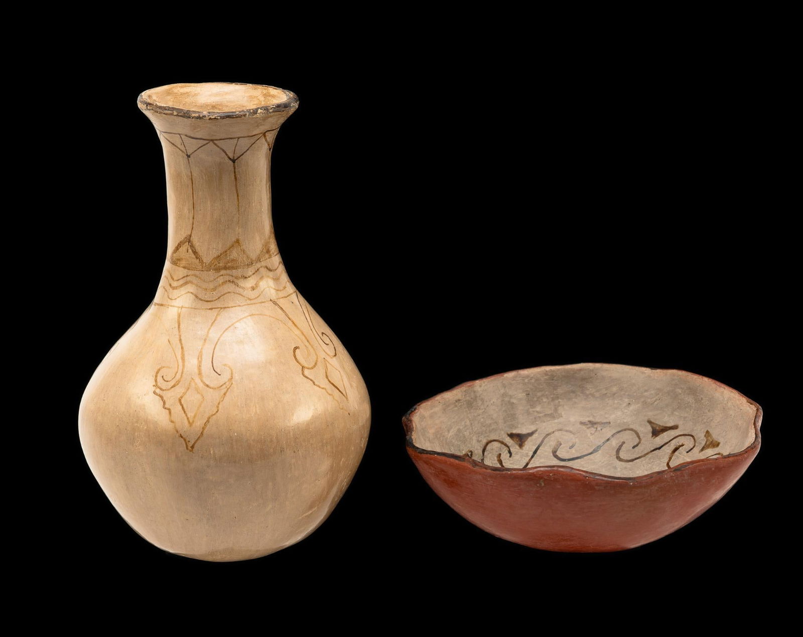 Pair of San Juan/Cochiti Pueblo Pottery Vessels (1 of 8)