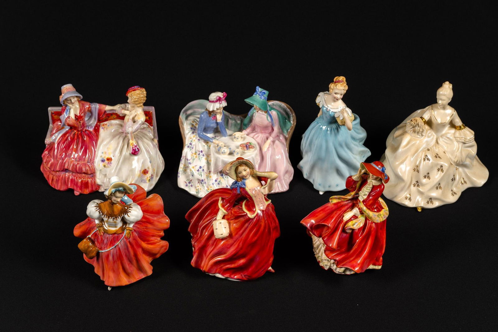 7 Royal Doulton Figurines (1 of 6)