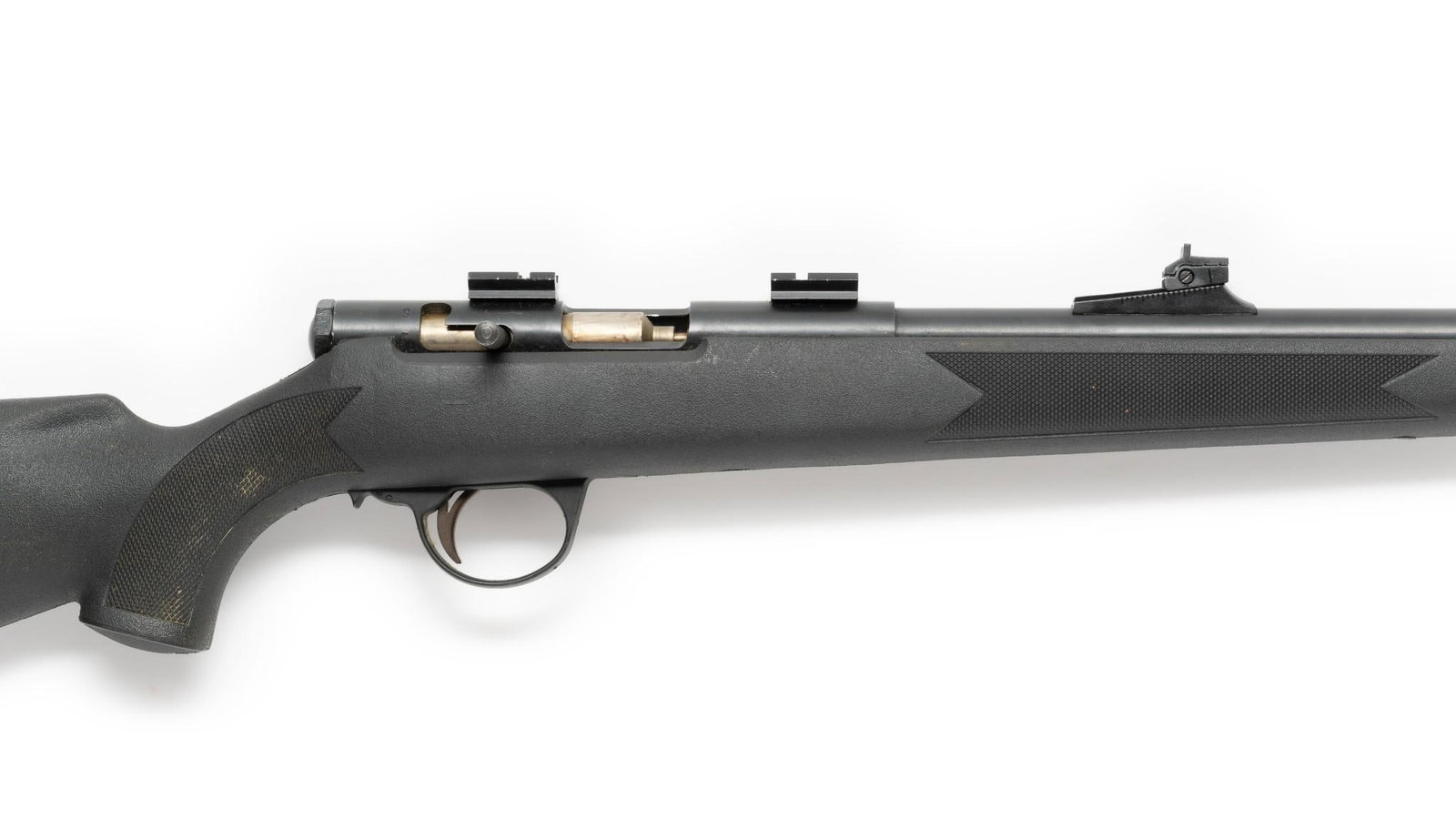 Connecticut Valley Arms "Stag Horn" In-Line Blackpowder Rifle, Caliber .50: Serial Number: 047109-98 Design: This Connecticut Valley Arms in-line blackpowder only rifle is marked "Stag Horn" and was manufactured in Spain. It is .50 caliber with a 1:32 twist 24 1/2" barrel. Bl