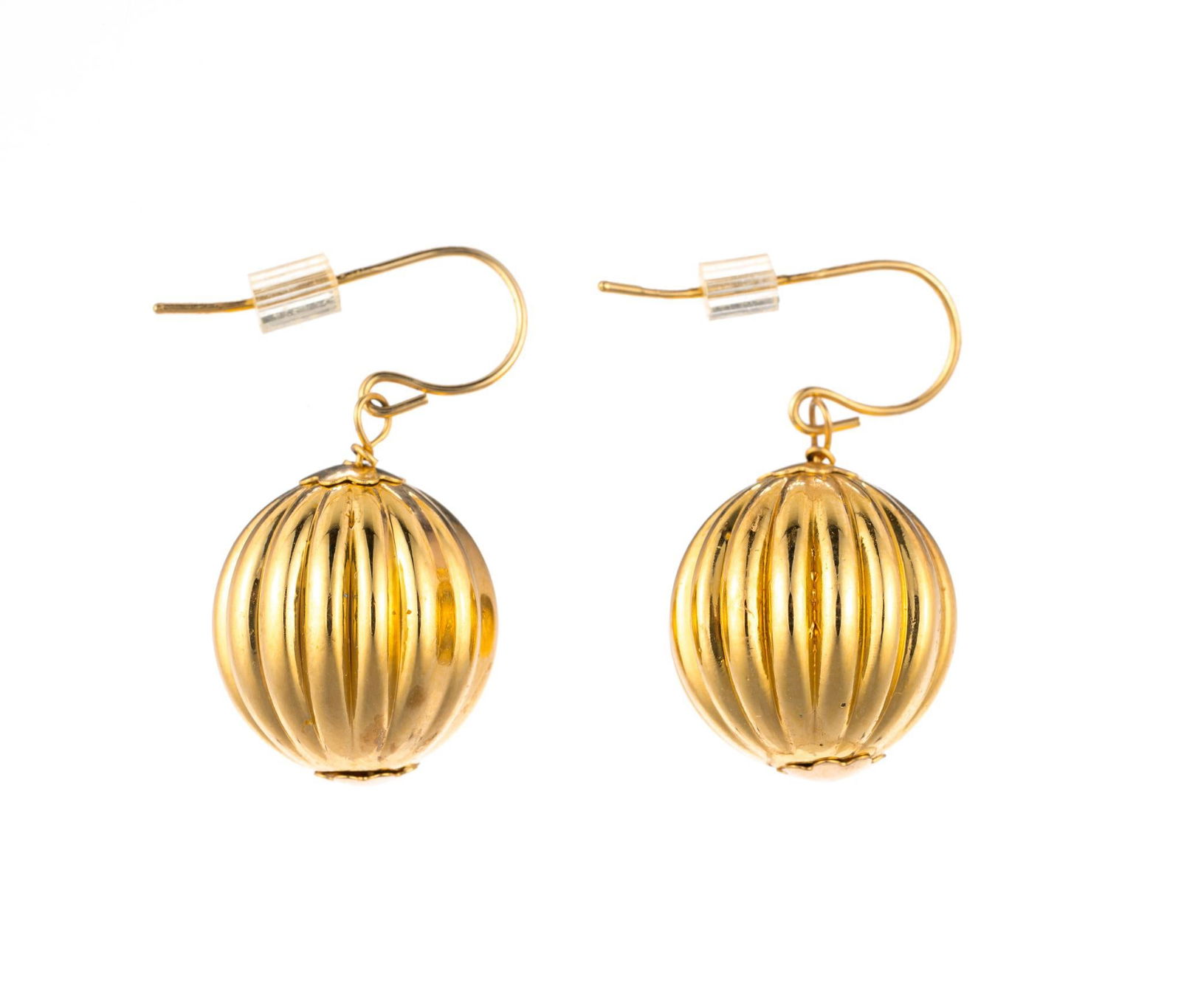 14K Gold Earrings: One pair of fluted ball drop earrings in yellow gold. The balls are 5/8" height not including the bail. Weight is 4.5 grams.