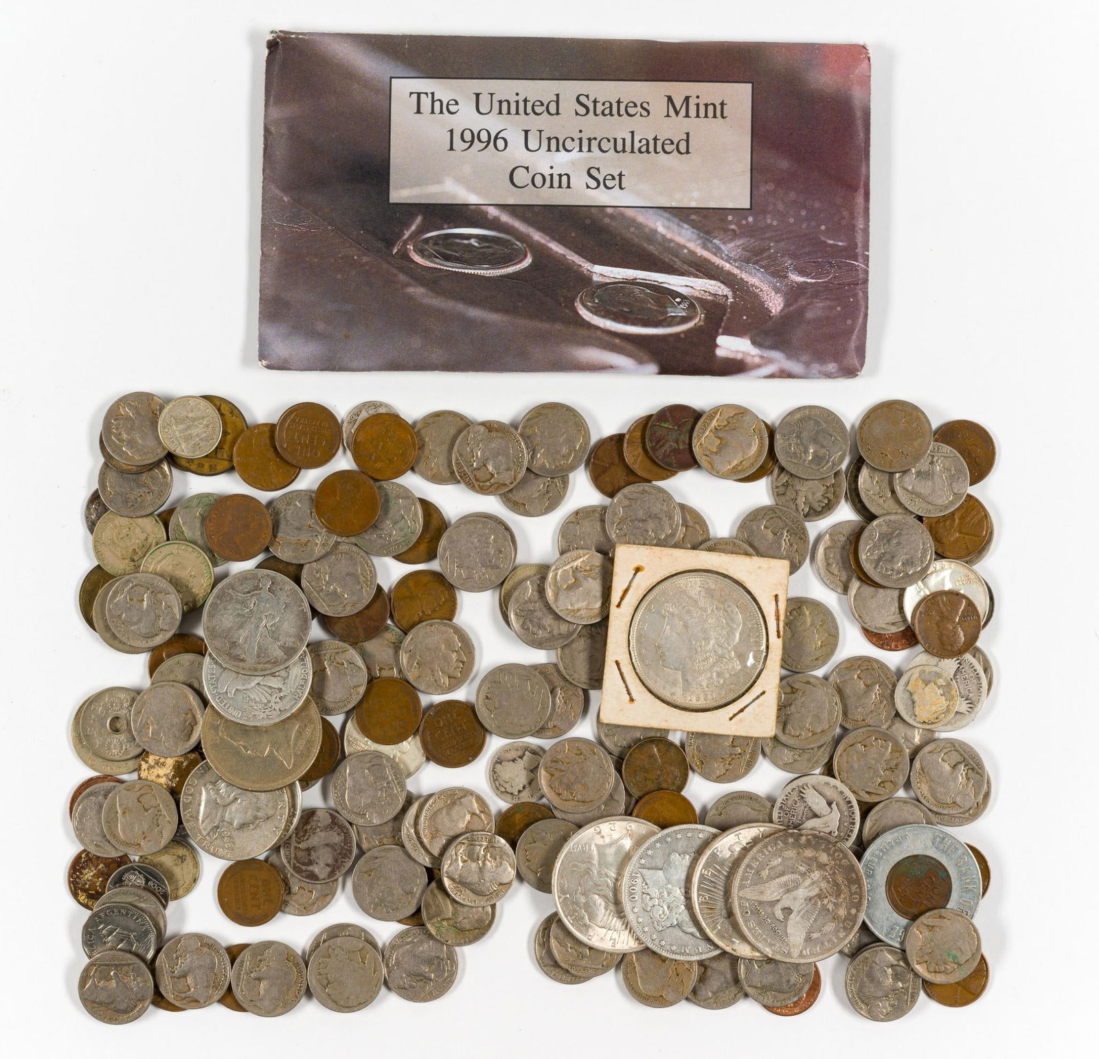 Mixed Coins Including Peace And Morgan Dollars Other Silver: Five silver dollars including 1890-O with damage. Four silver half dollars. Three silver quarters with Standing Liberty as no-dates from wear. Several silver dimes. Buffalo nickels including no-dates
