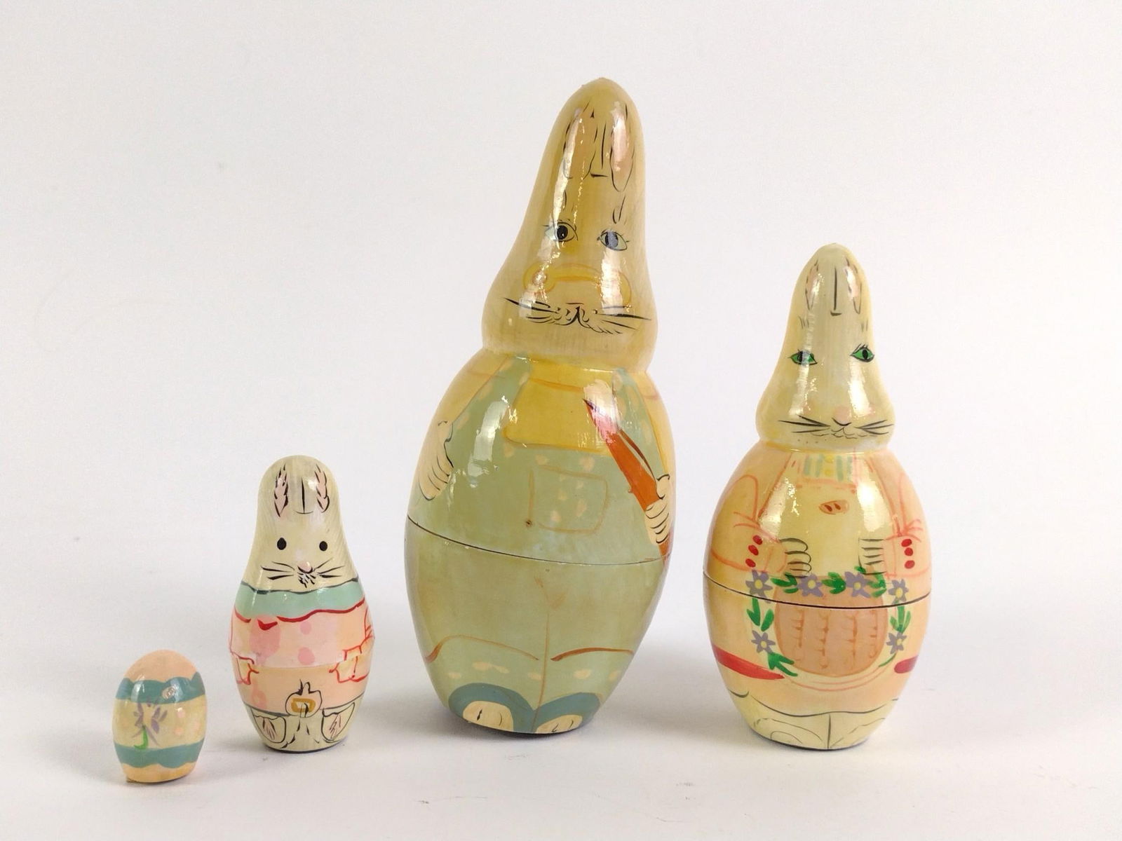 6 Easter Themed Nesting Dolls - 6