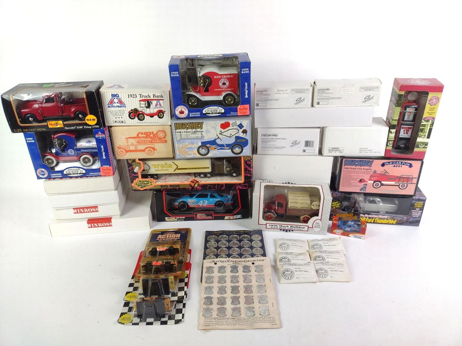 Toy Cars & Trucks incl. Winross (1 of 7)