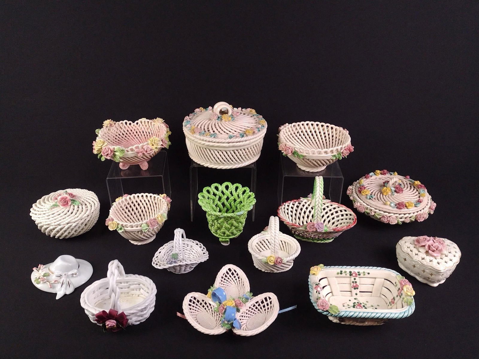 15 Decorative Porcelain Pieces incl. Copodimonte (1 of 6)