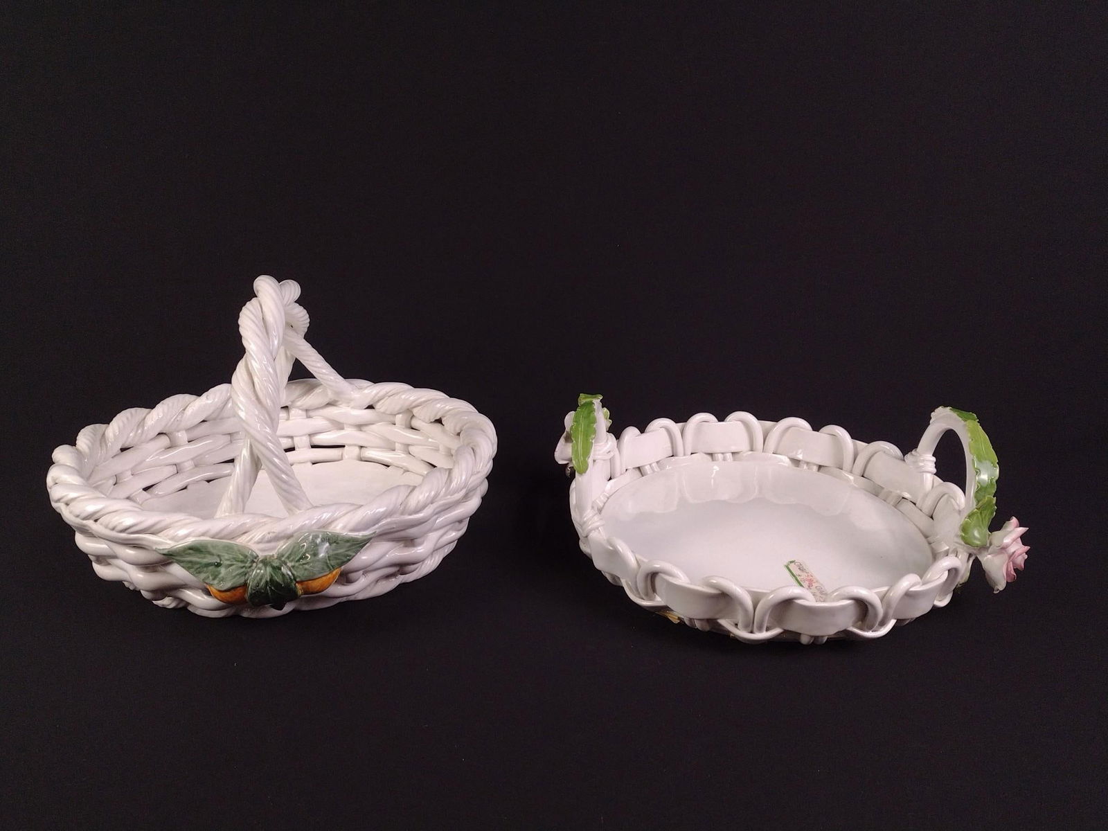 2 Porcelain Decorative Baskets (1 of 7)