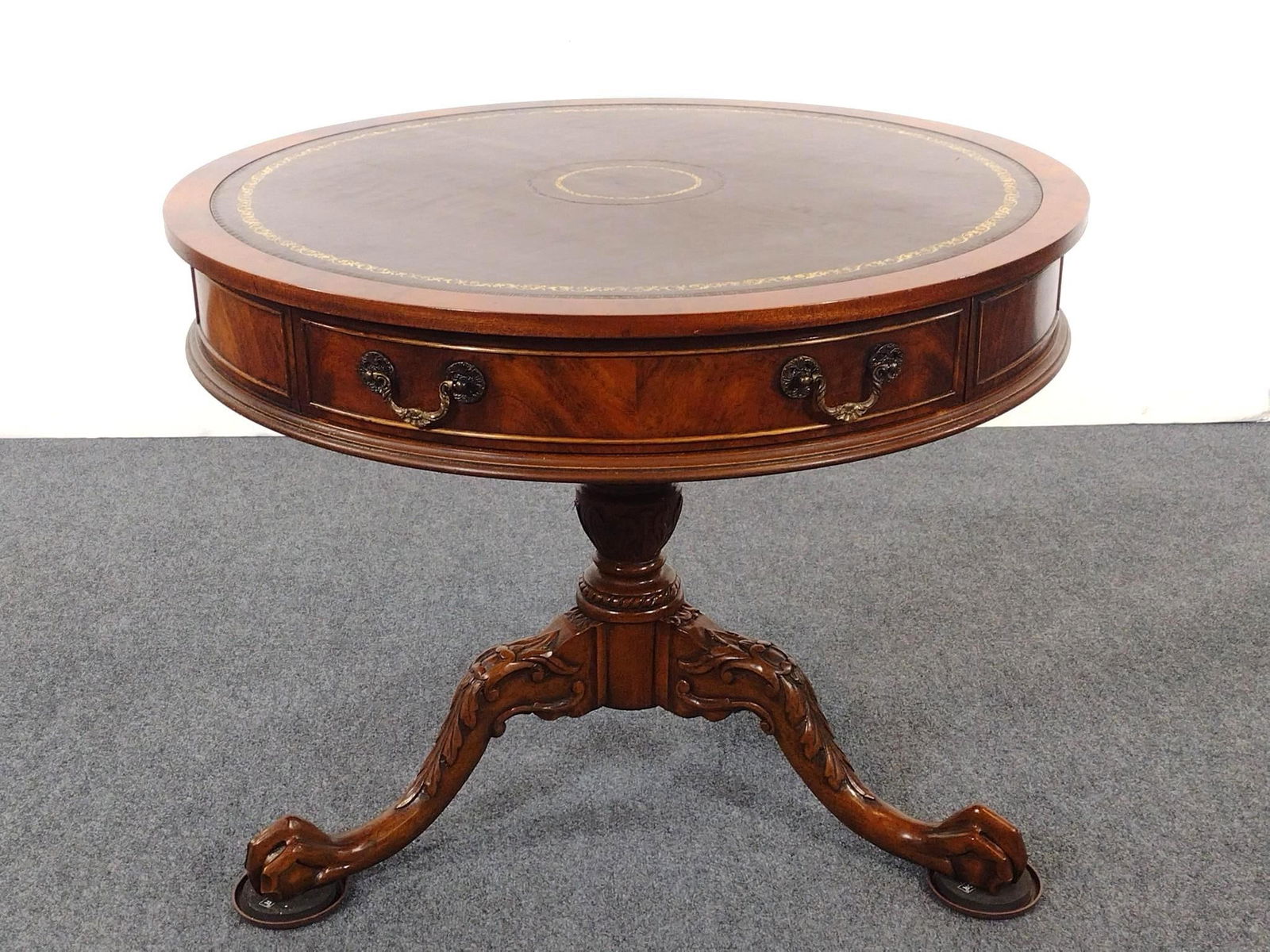 Southampton Leather Top Table (1 of 6)