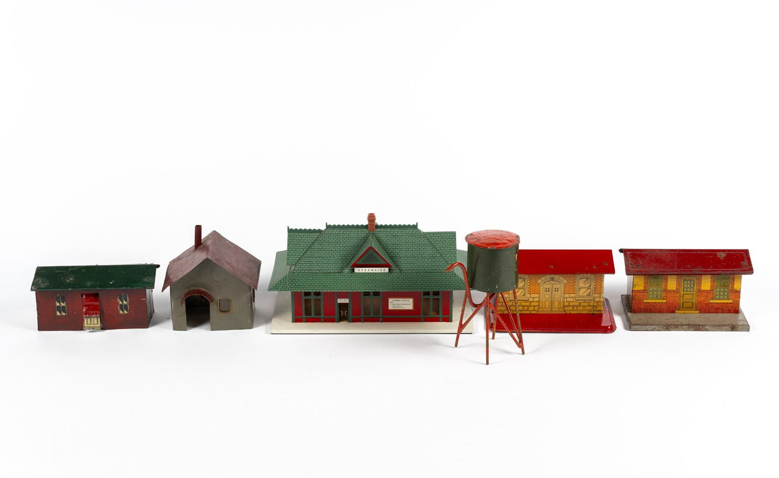 6 Tin Metal Model Train Accessories (1 of 3)