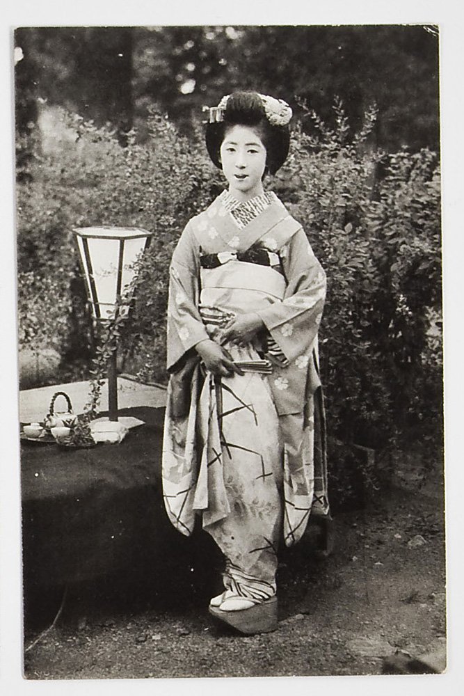158 Vint Hand Colored Japanese & Chinese Postcards: DESCRIPTION: Vintage Japanese and Chinese postcards, many hand colored, together with related ephemera. Includes 158 postcards of various photographic or lithographic landscape or figural scenes of Ja