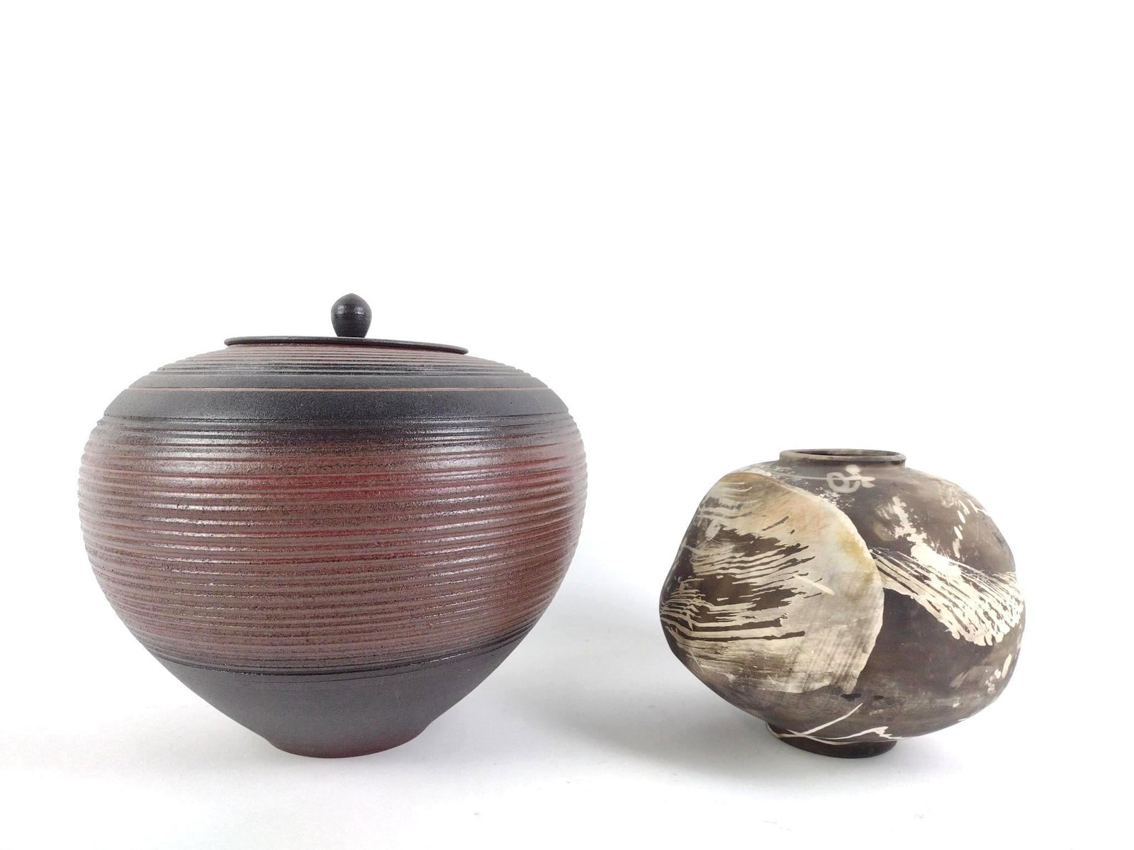 2 Pcs. Pottery (1 of 6)