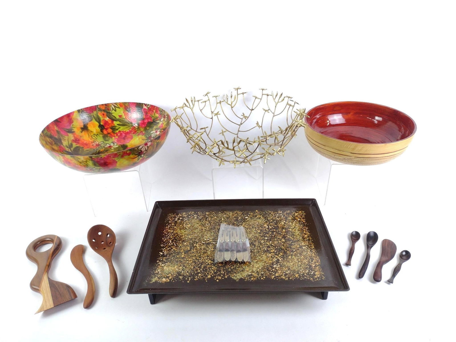 17 Pcs Decorative incl Center Bowls and Wood Spoons: 11-3/4" to 16" wide x 4" to 6" high.
