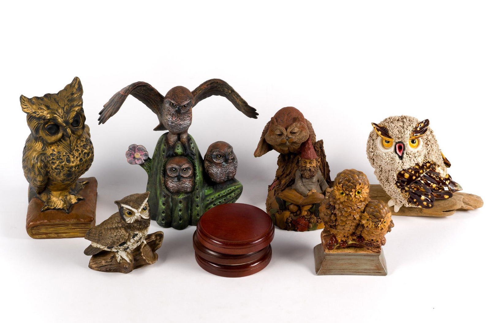 6 Ceramic and Wood Owl Figurines (1 of 5)