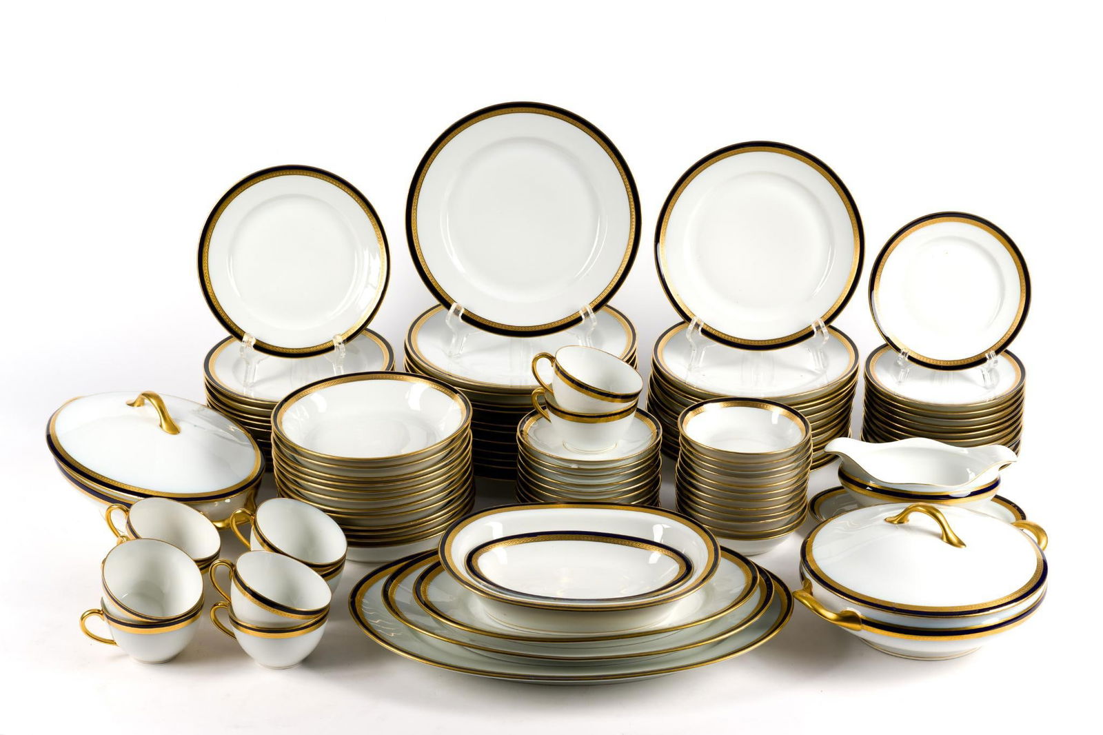 101 Pcs Fraureuth Saxony Dinner Service (1 of 7)